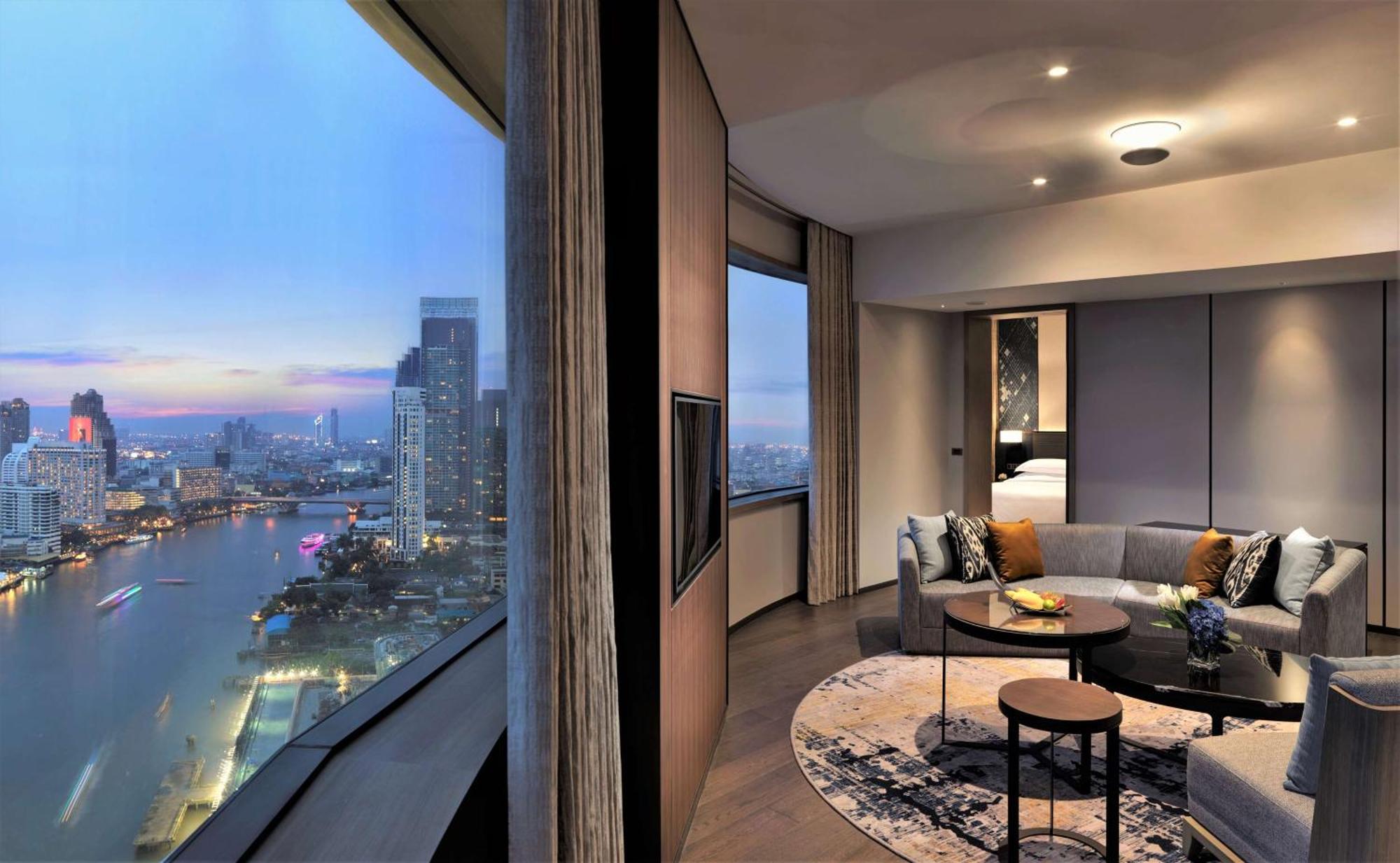 Suite Executive Panoramique avec Accès au Salon