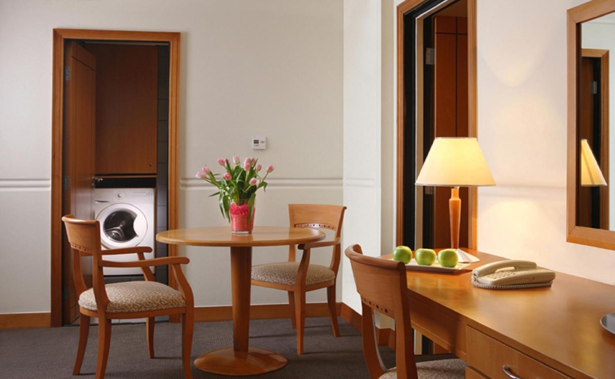 Deluxe Suite,1212277873:JPEG