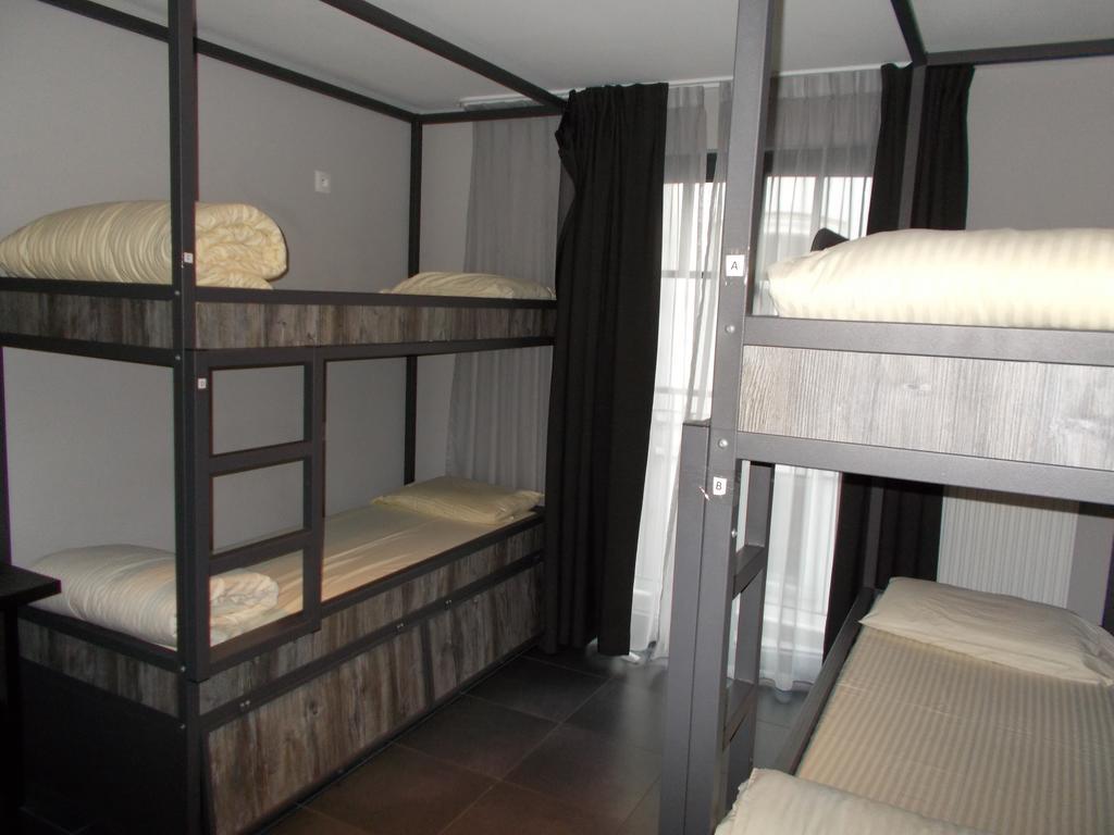 PrivéKamer met 4 Bedden