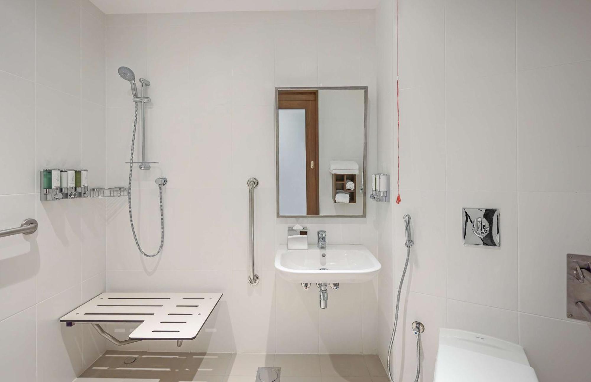King Room - Disability Access/Non-Smoking,1557112474:JPEG