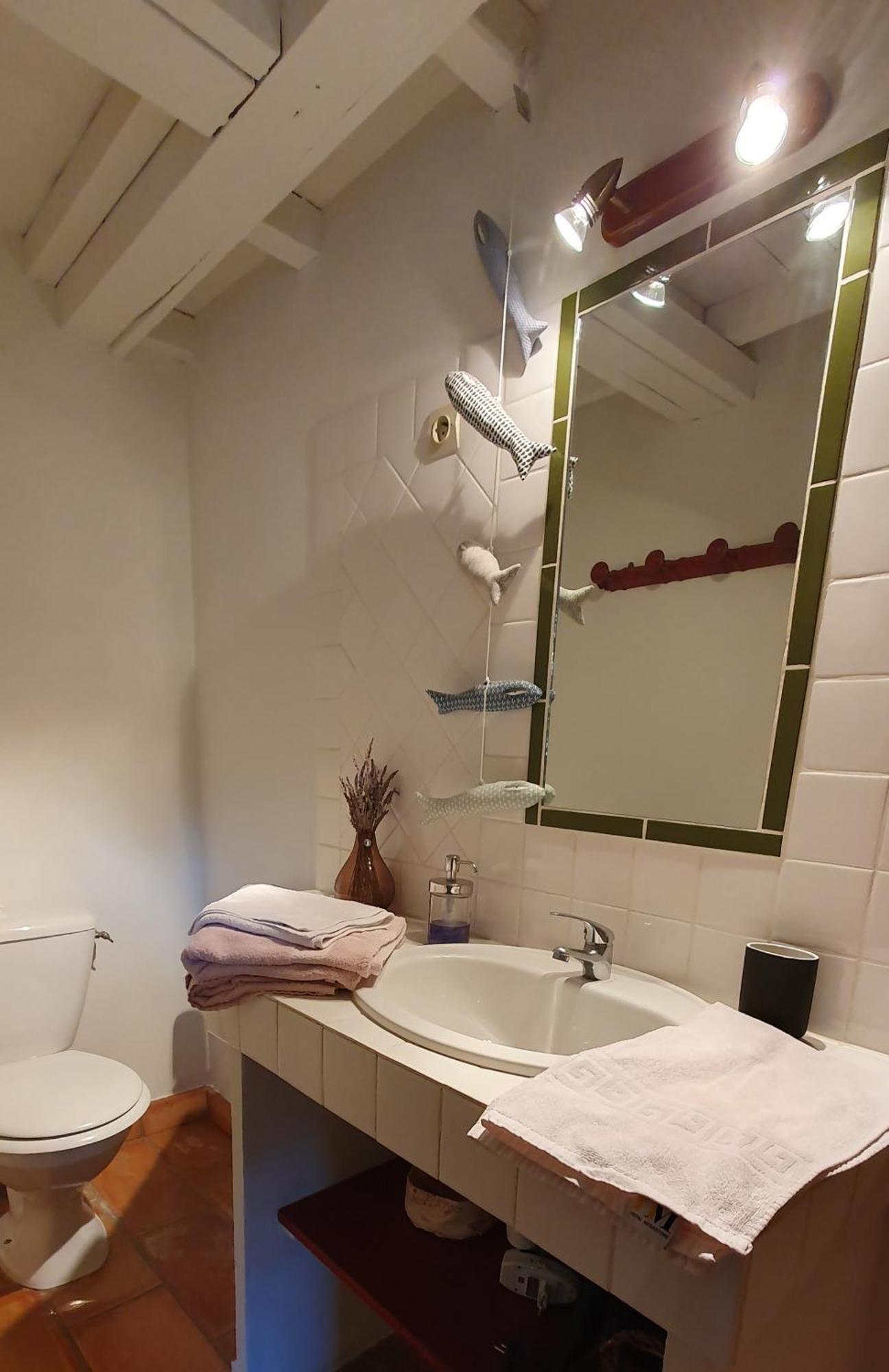 Family Room,1557251425:JPEG