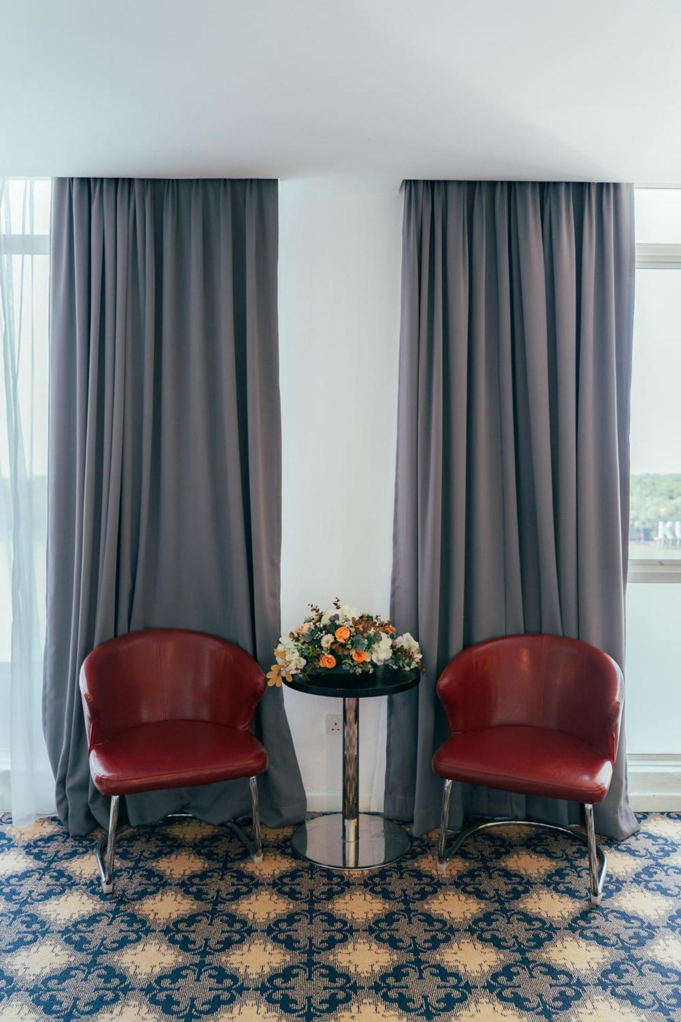 Premier Deluxe King River View