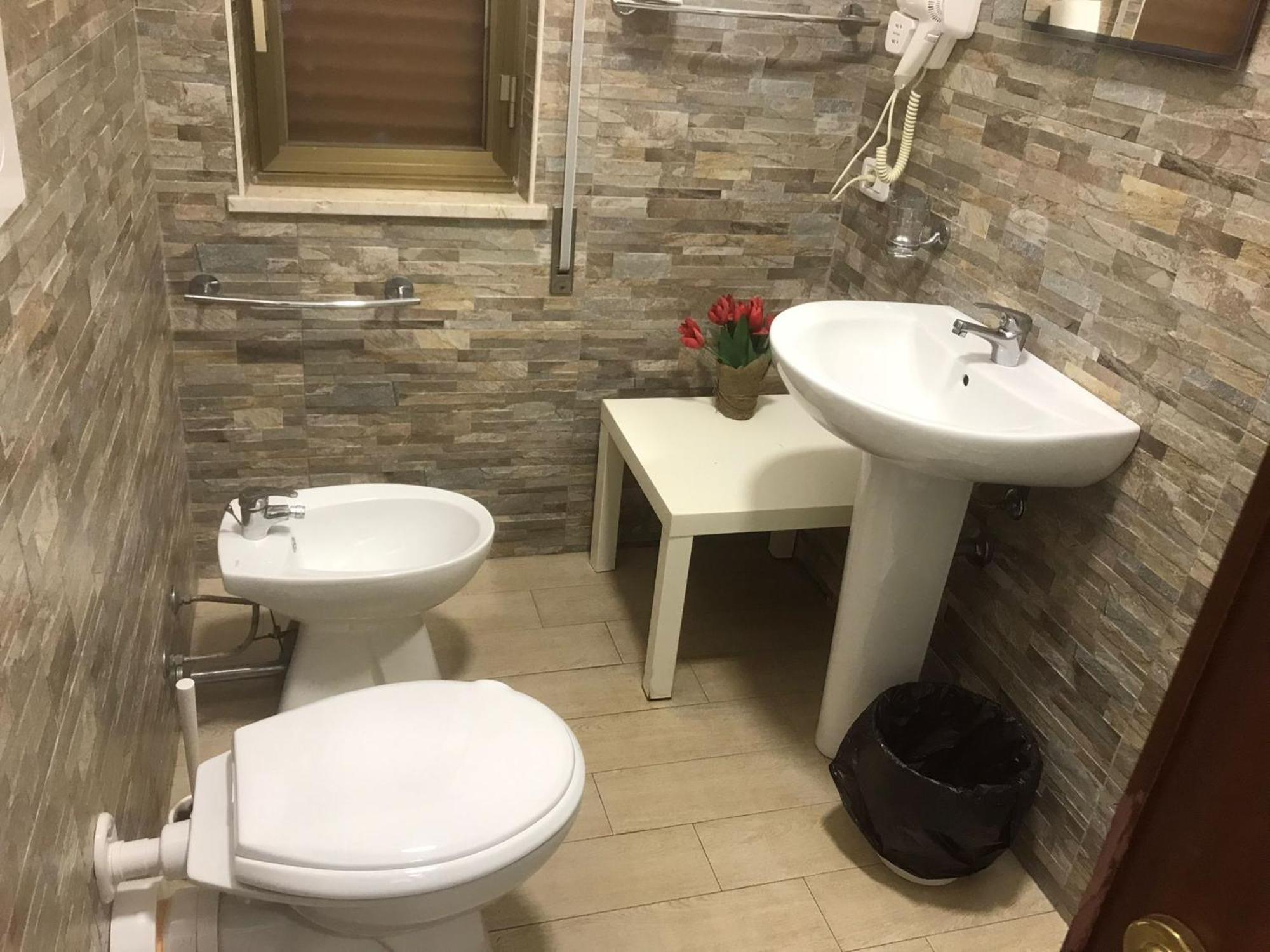 Triple Room Private External Bathroom