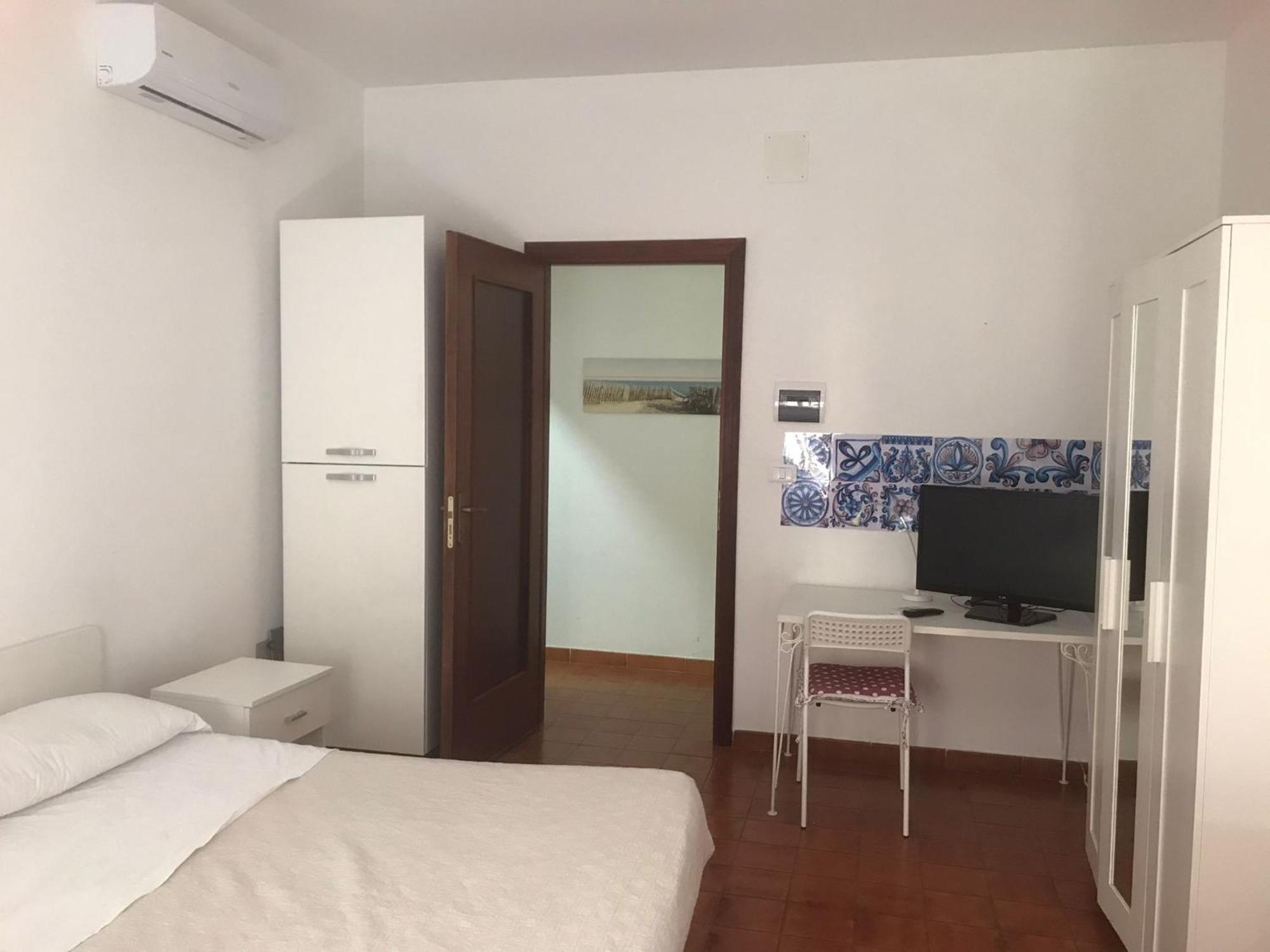 Triple Room Private External Bathroom