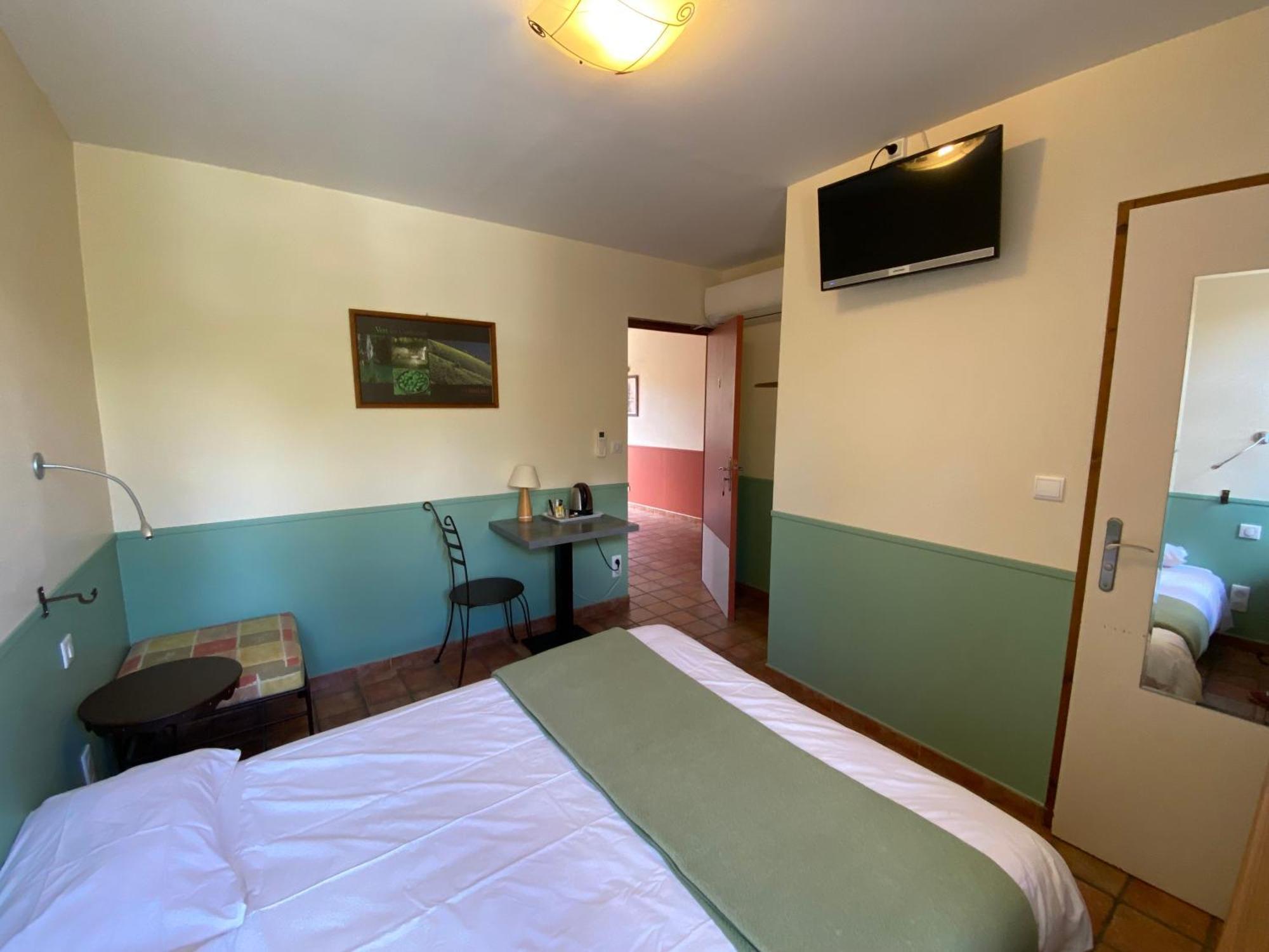 Double Room,1566956015:JPEG