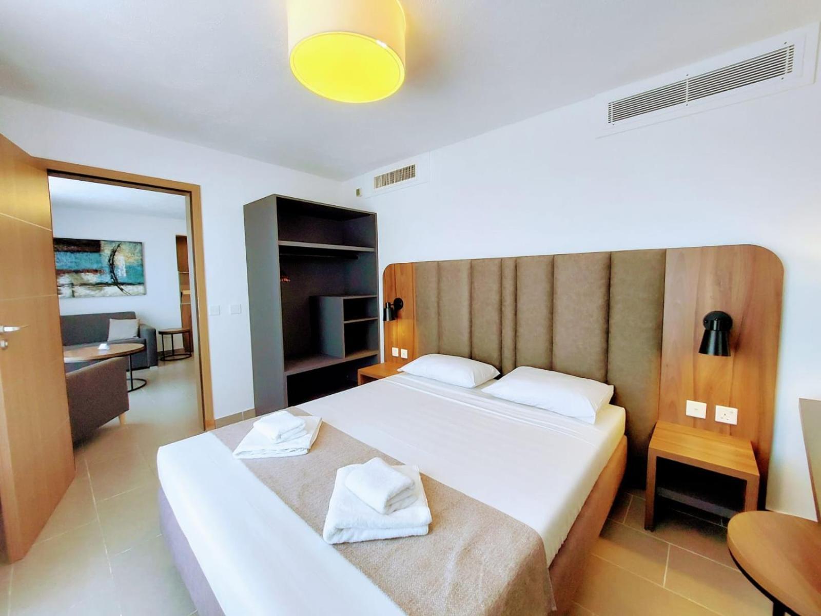 Penthouse Suite