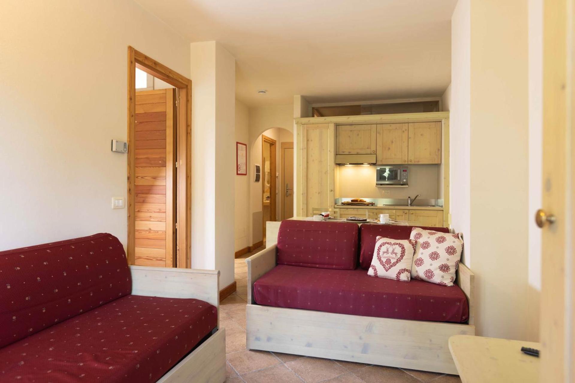 Three-Bedroom Apartment,1572680957:JPEG