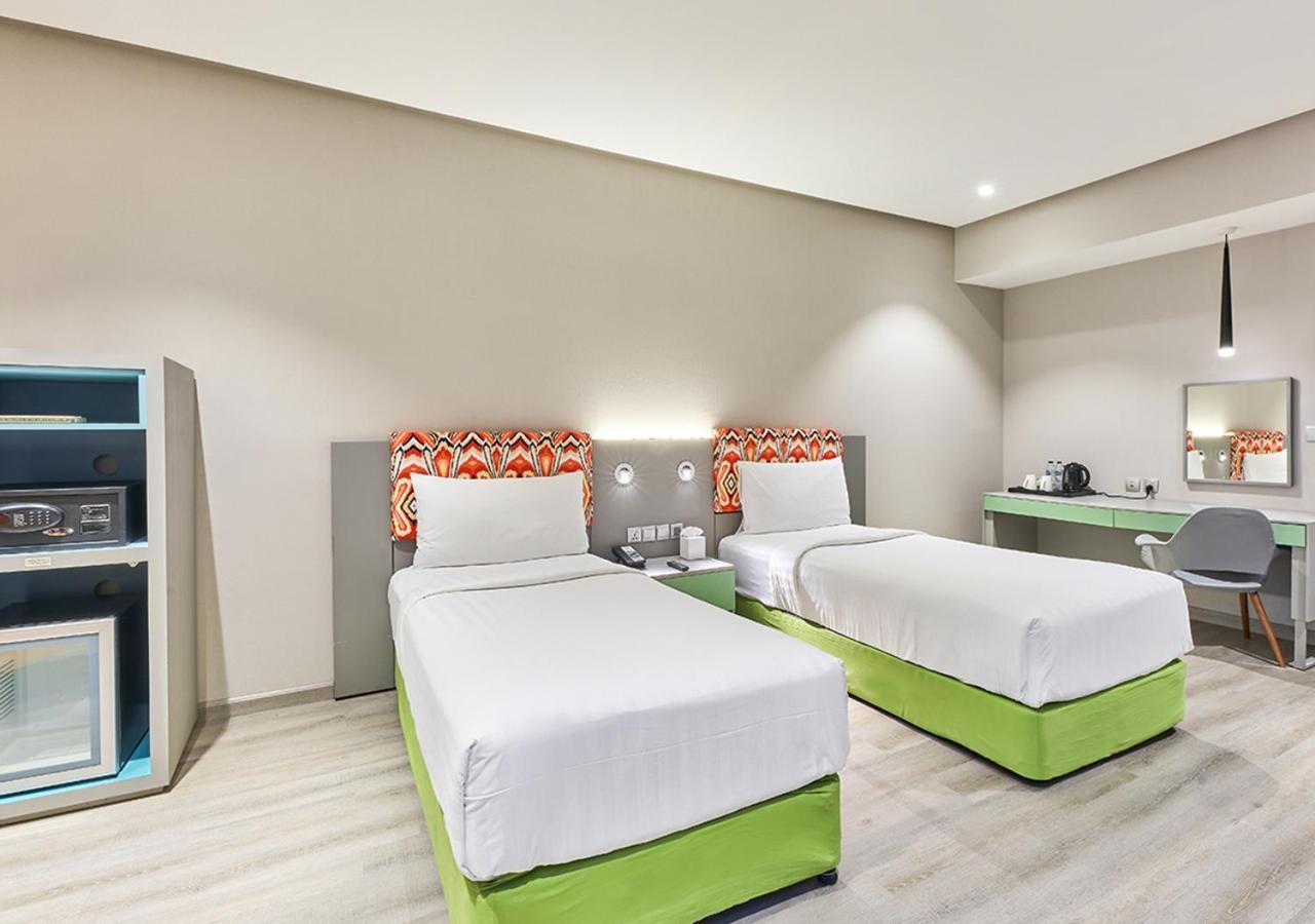 Standard Twin Room - City Side,1580217533:JPEG