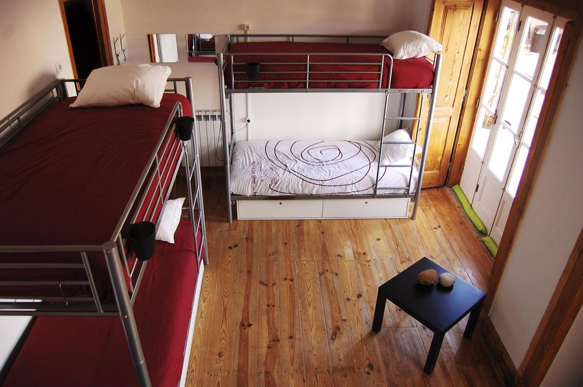 Cama Individual em Dormitório Misto (6 camas)