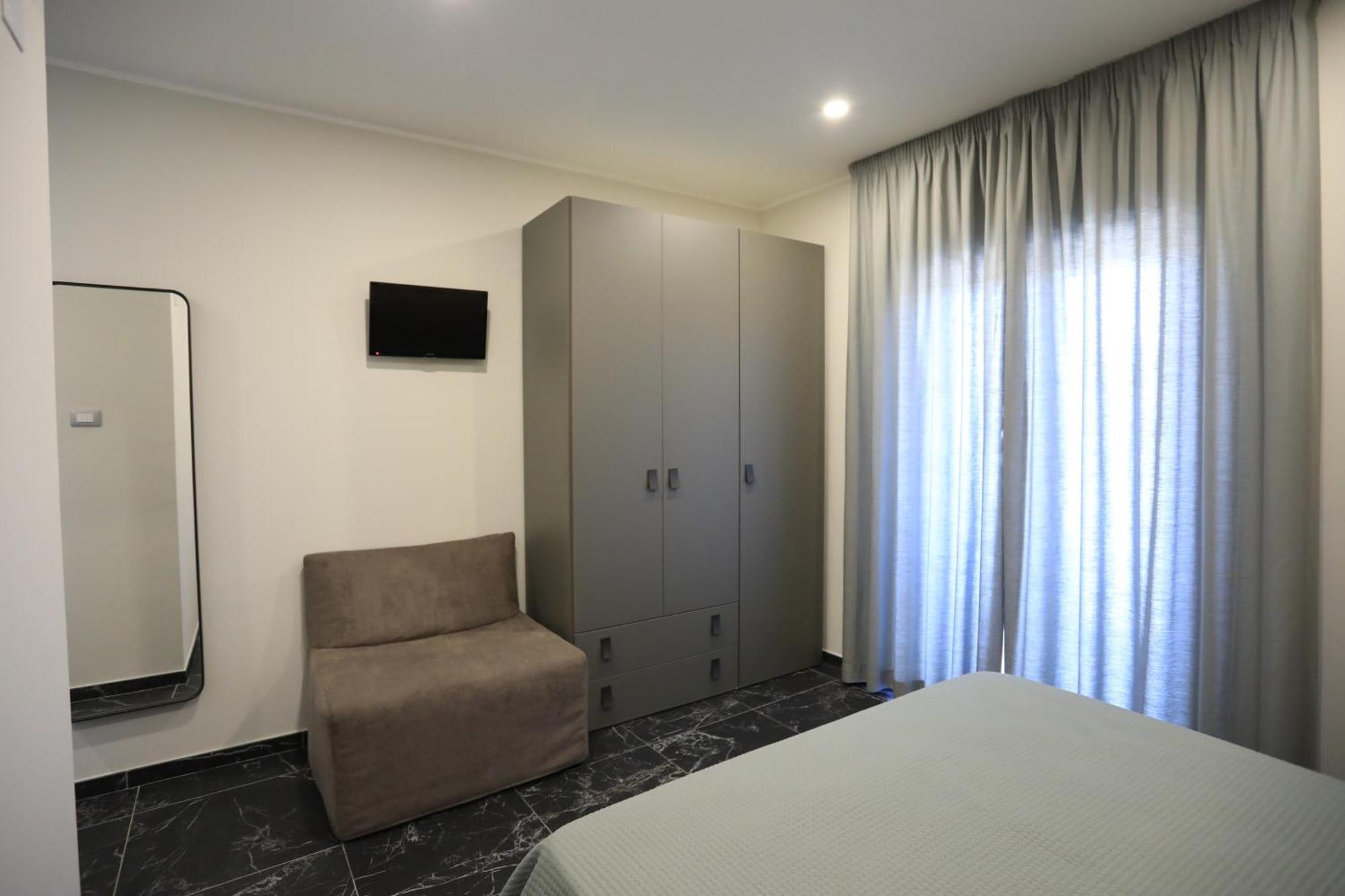 Double Room Private Bathroom,1586869145:JPEG