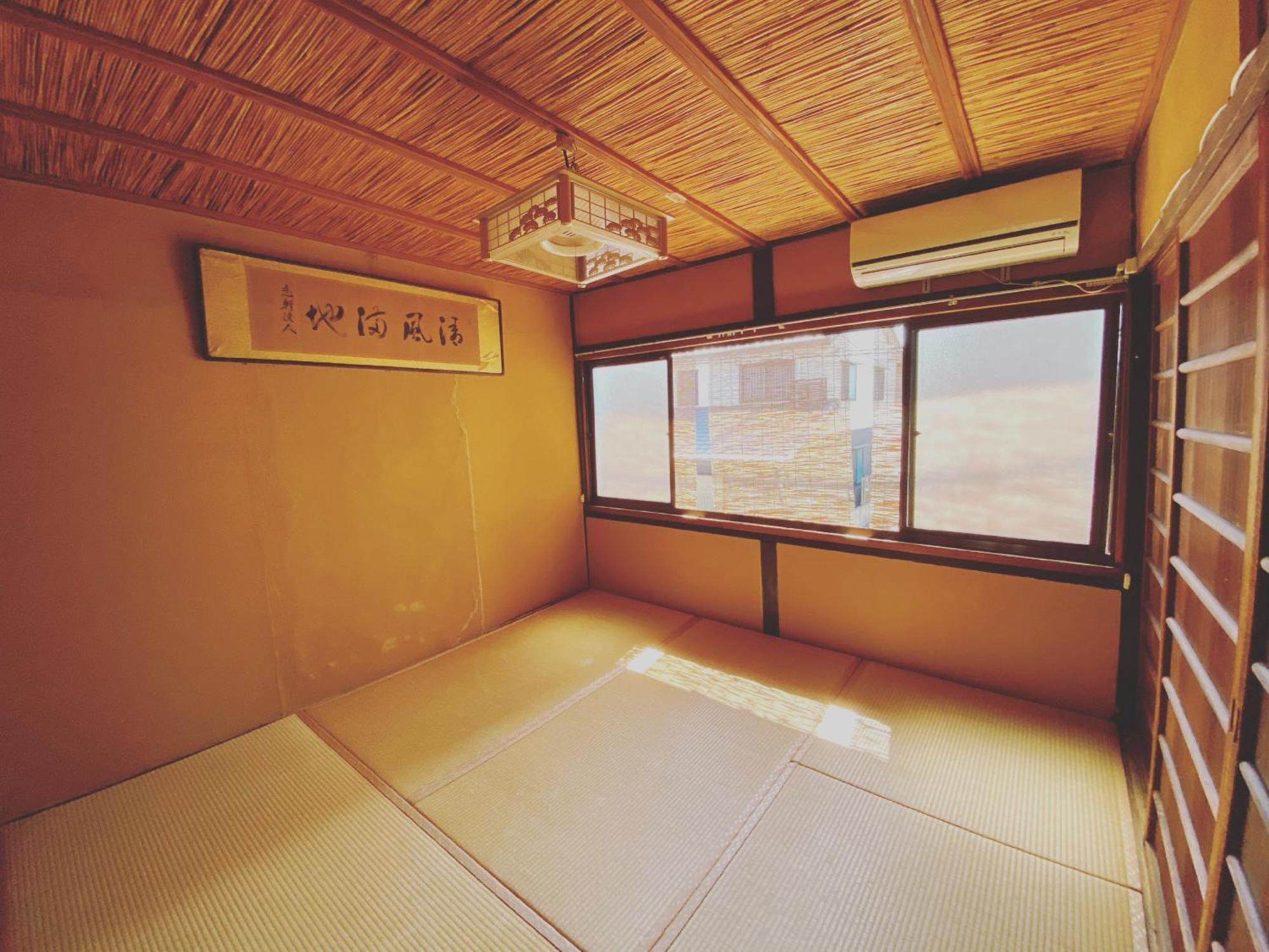 Japanese-Style Standard Twin Room with Shared Bathroom,1588114503:JPEG