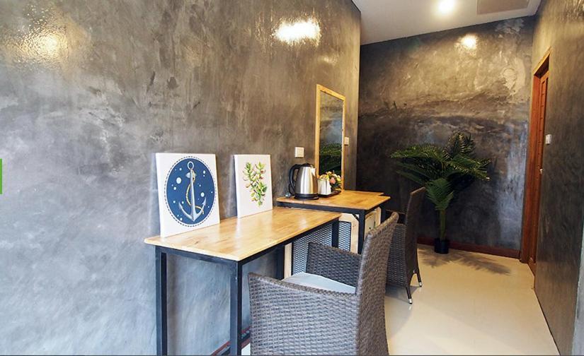 Superior Double Room, Pool Access