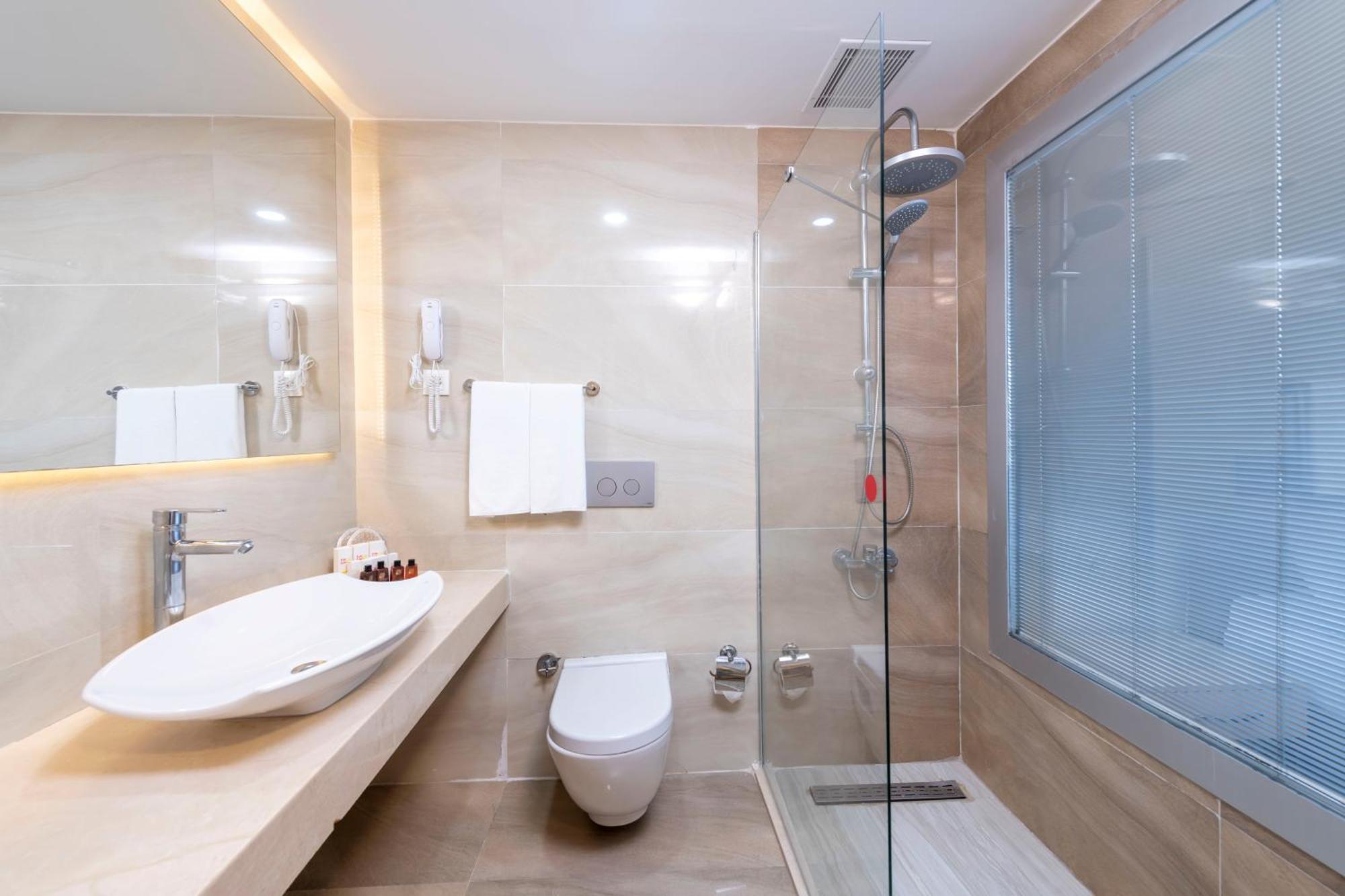 Superior Sea View Room (4 Adults)
