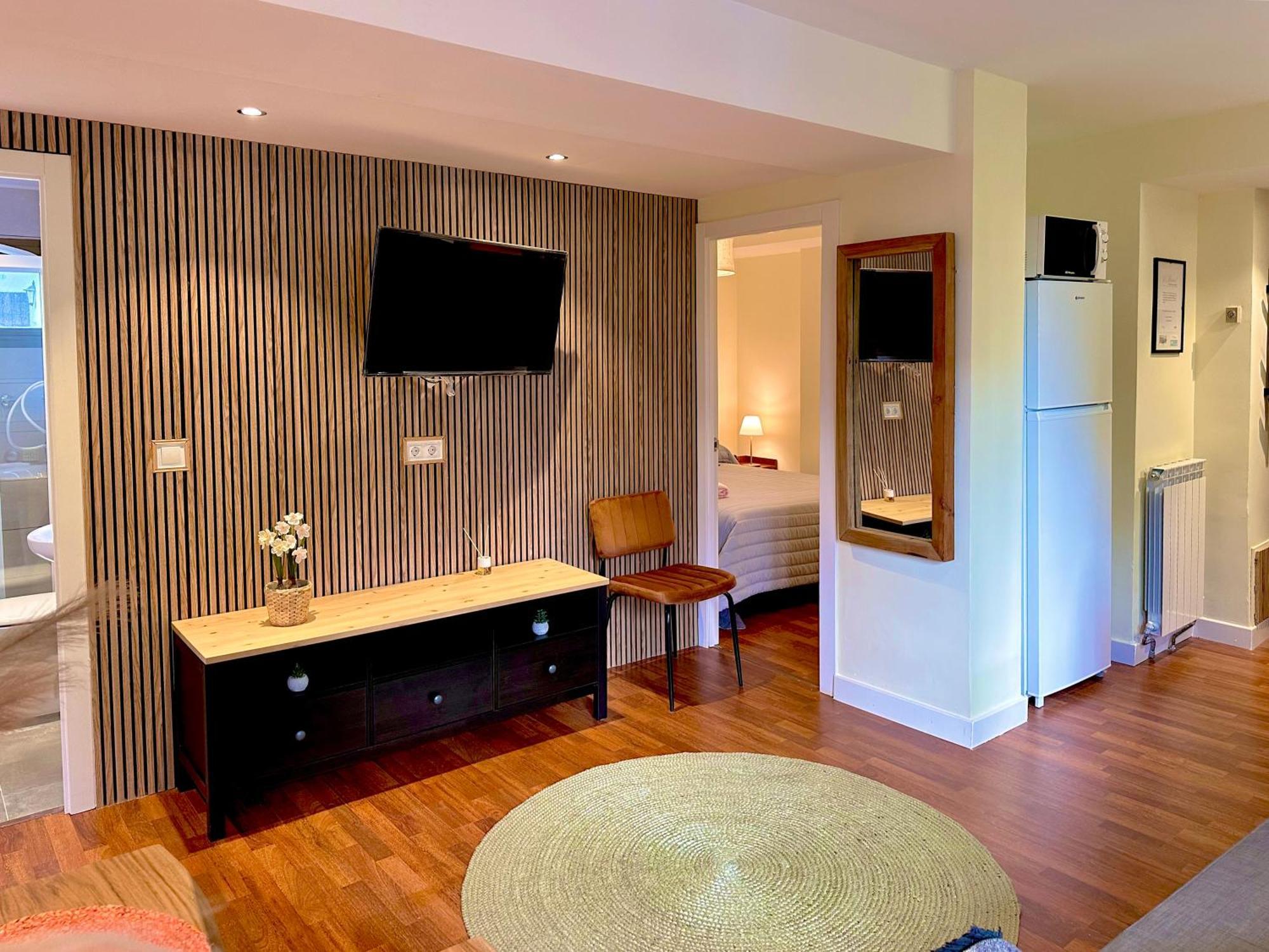 Three-Bedroom Standard Apartment