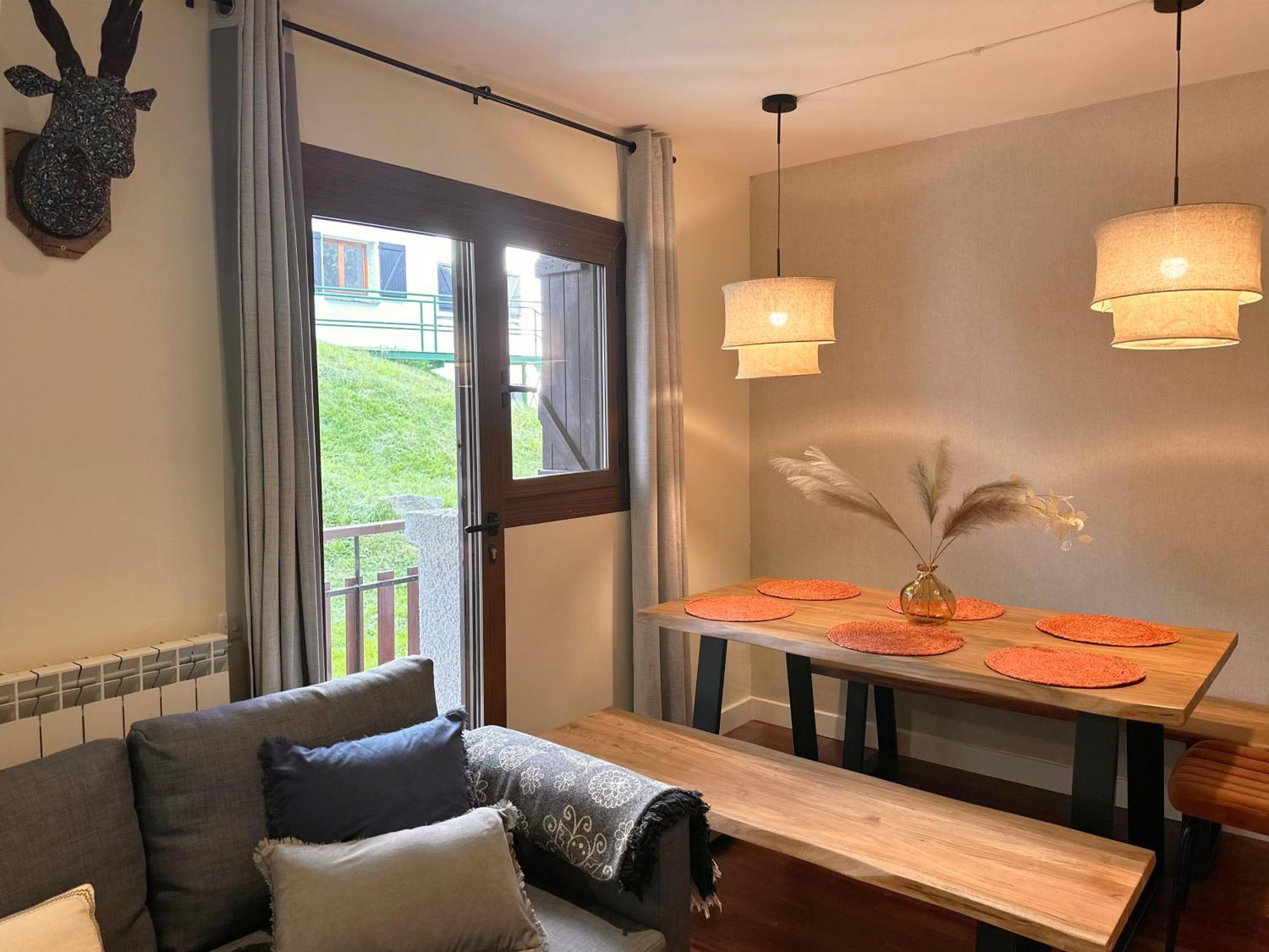 Three-Bedroom Standard Apartment