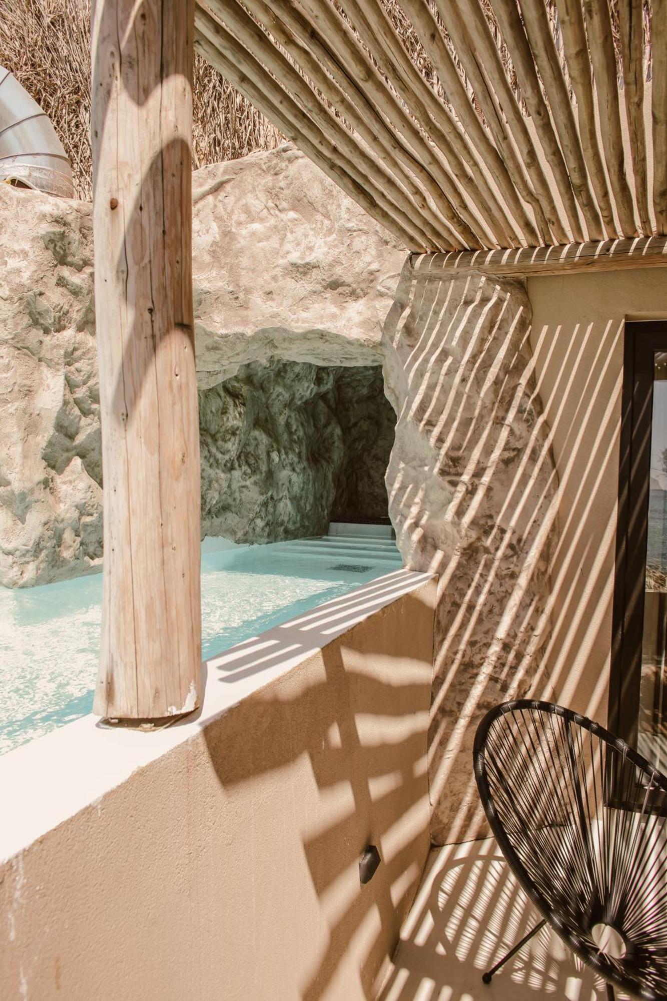 Premium Junior Suite met Privézwembad en Uitzicht op Zee