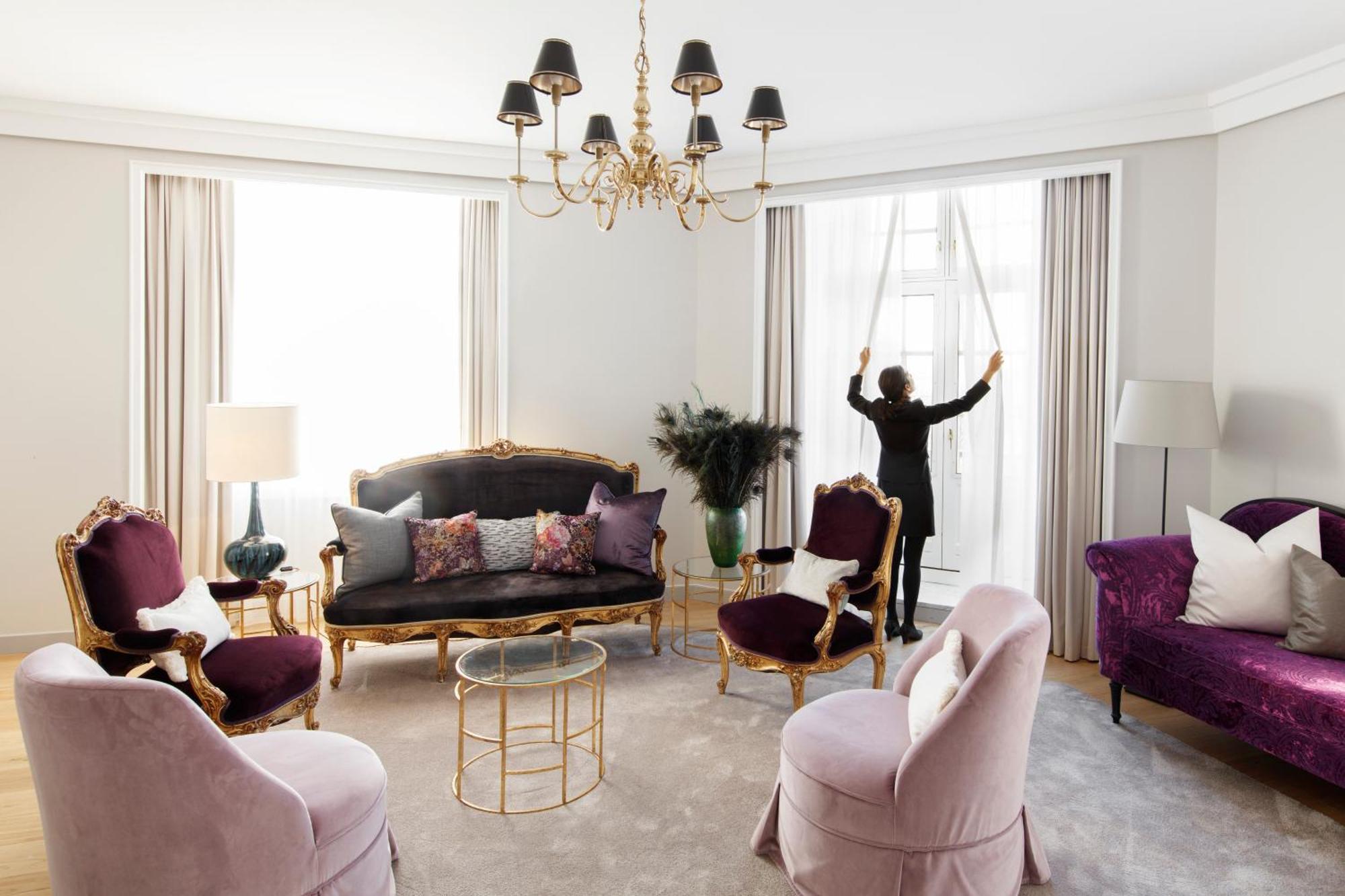 Suite Signature