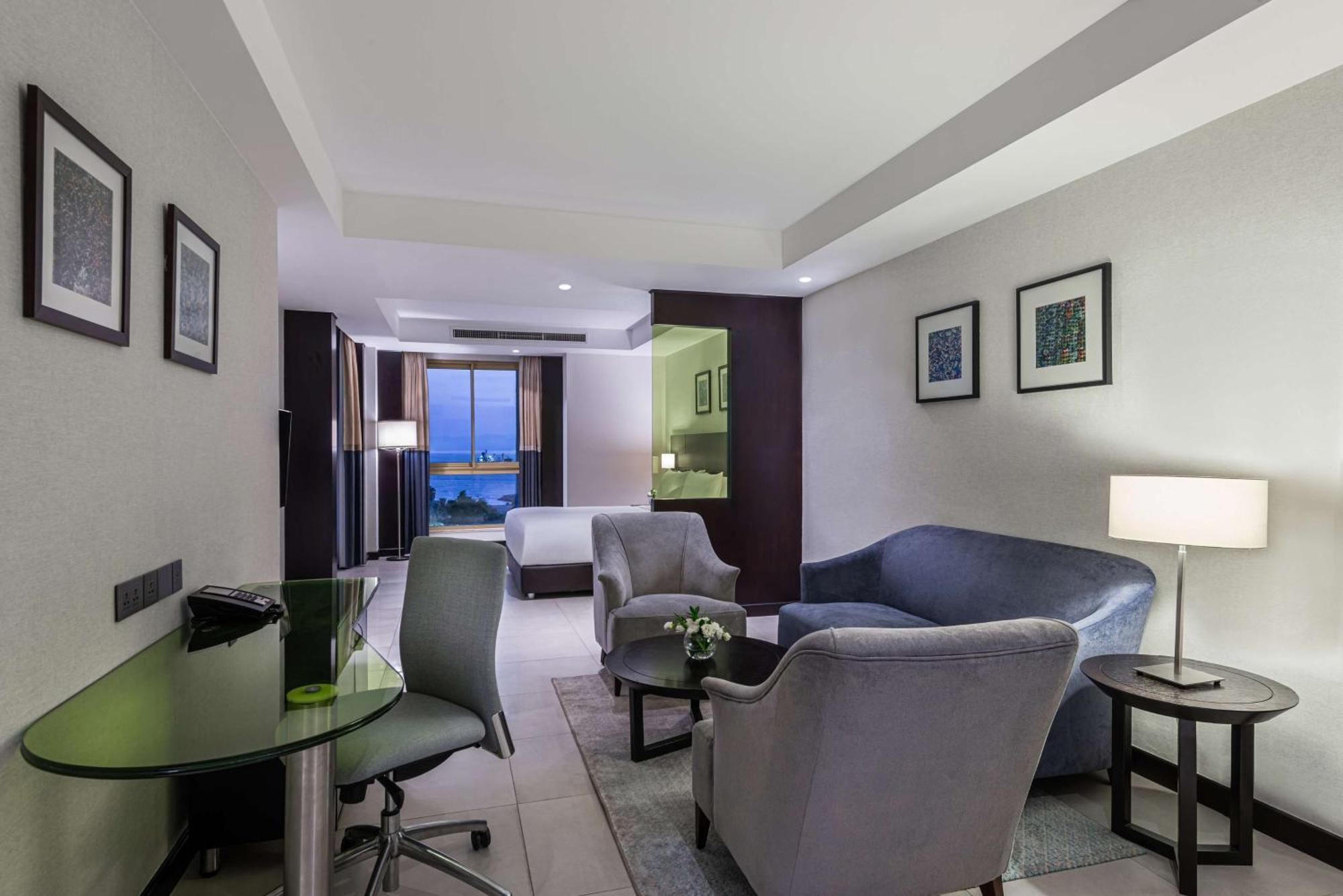 Junior King Suite with Sea View
