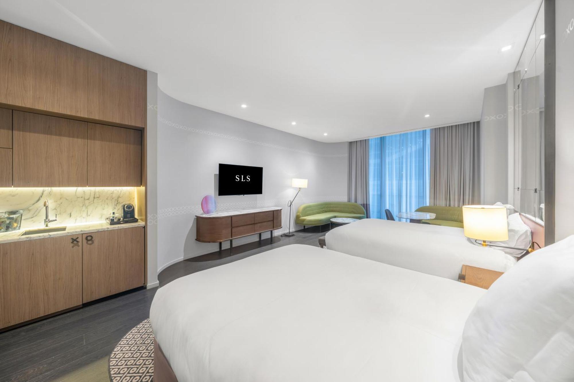 Lux Queen Room Two Queen Beds