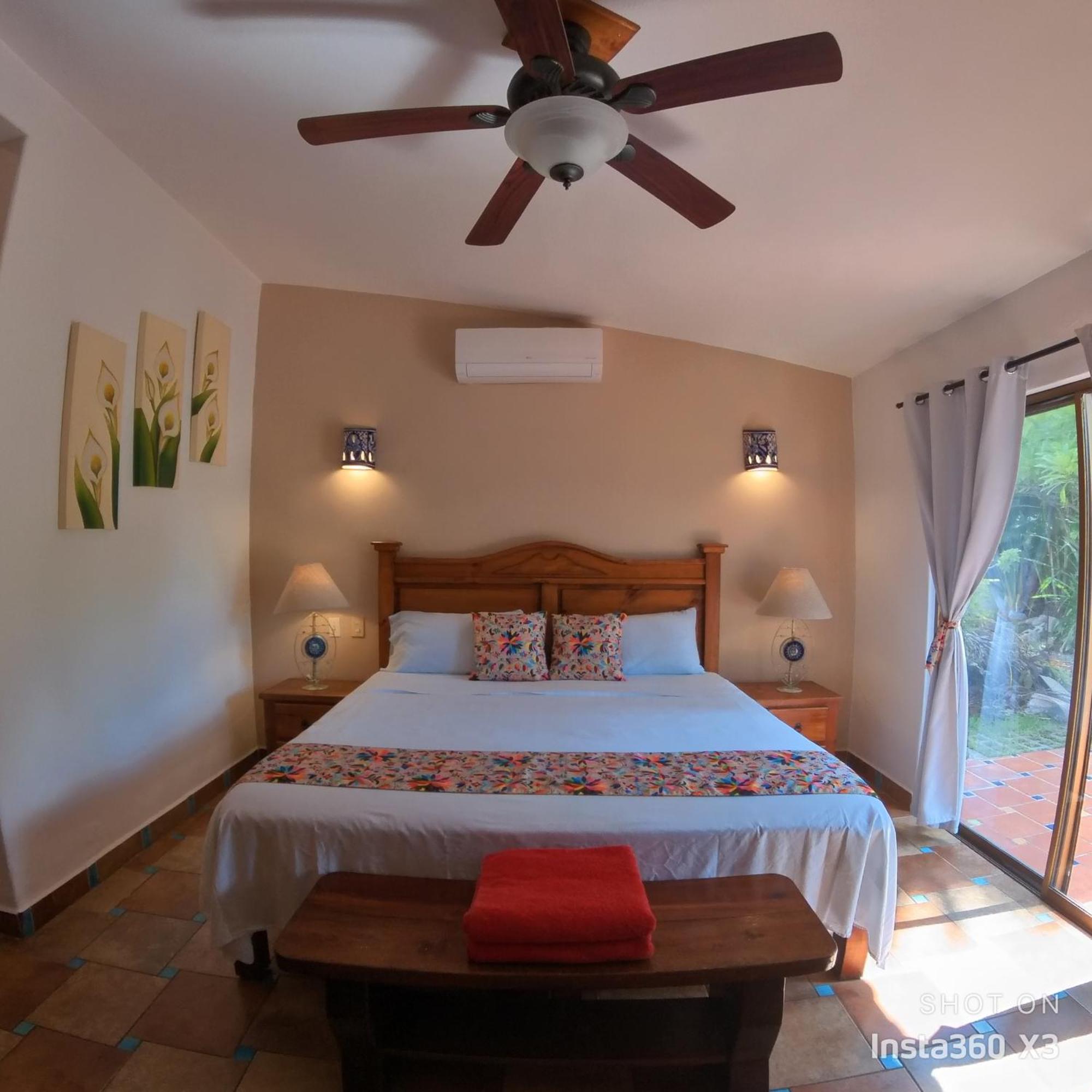 Deluxe Double Room,1614797383:JPEG