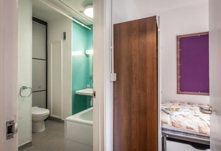 Habitación Doble con baño privado - 2 camas