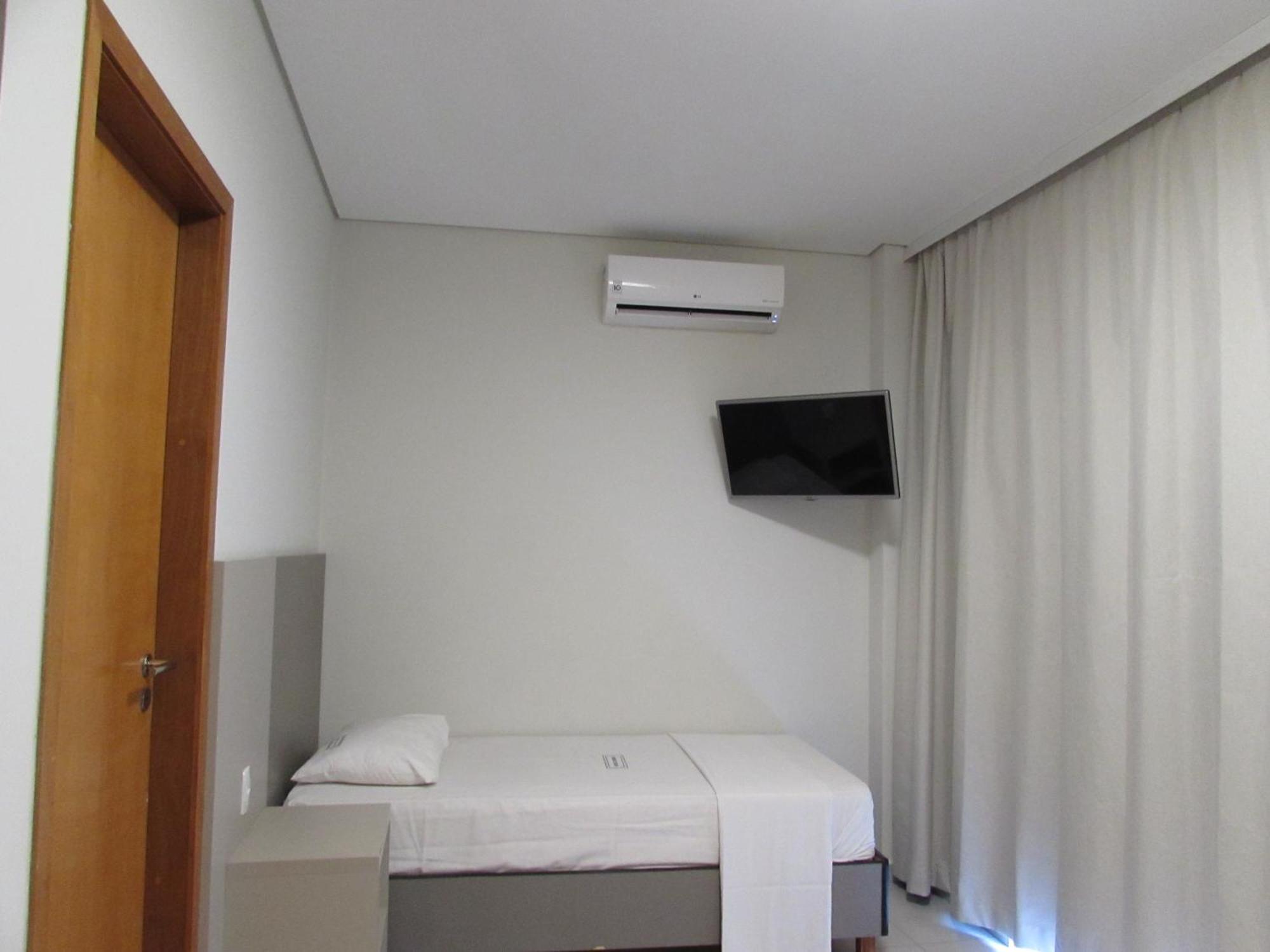 Economy Triple Room,1630897773:JPEG