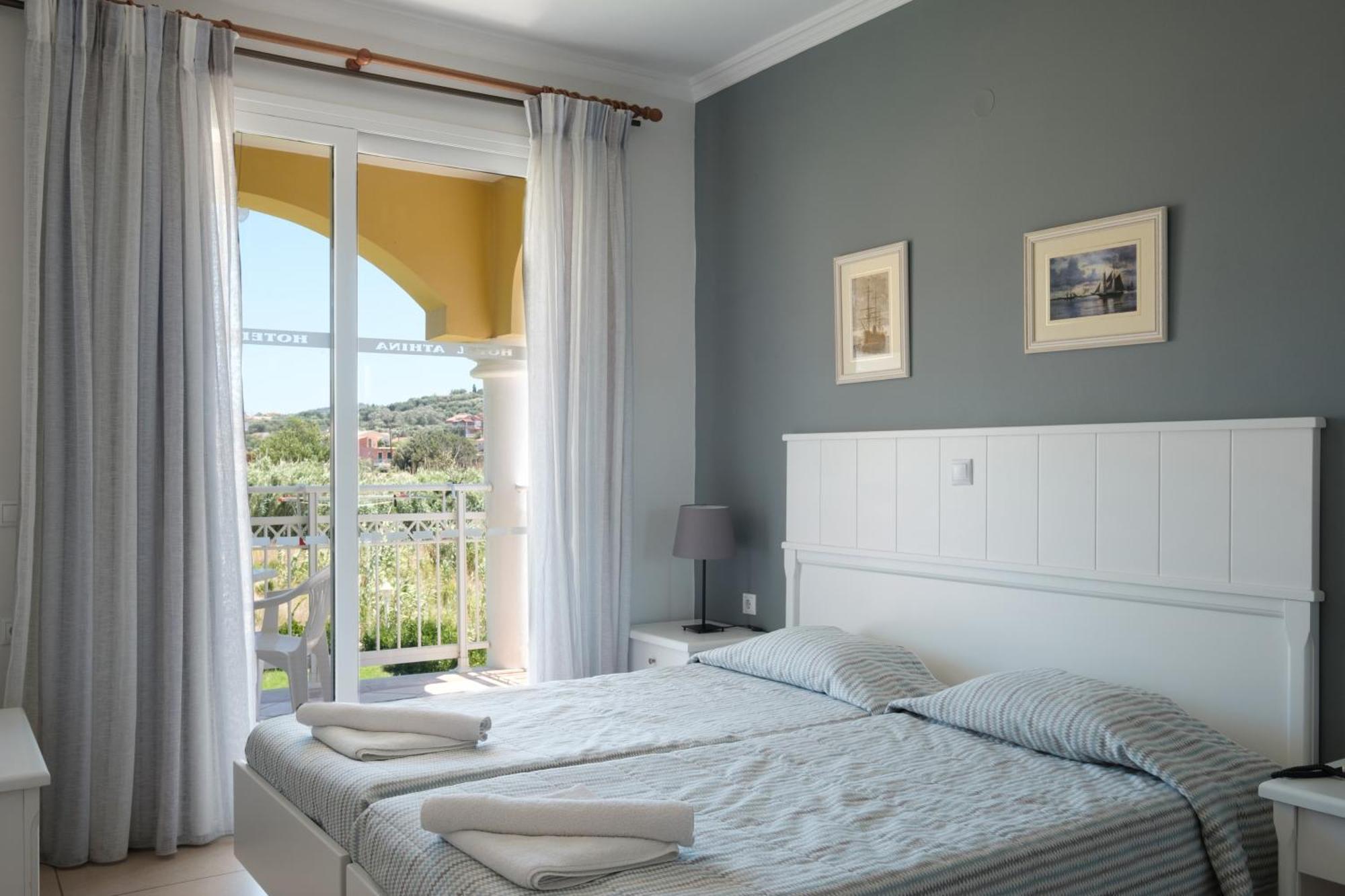 Standard Twin Room Garden View