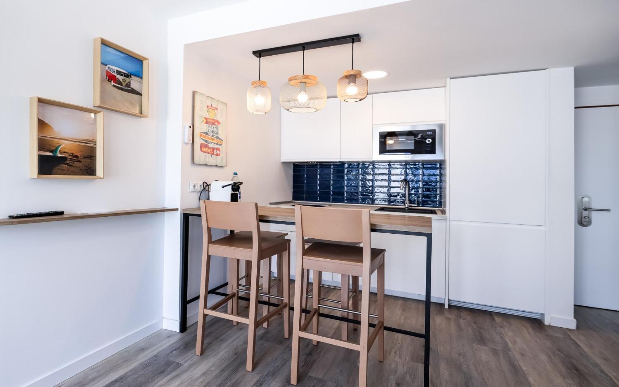 One-Bedroom Apartment without Cleaning Service