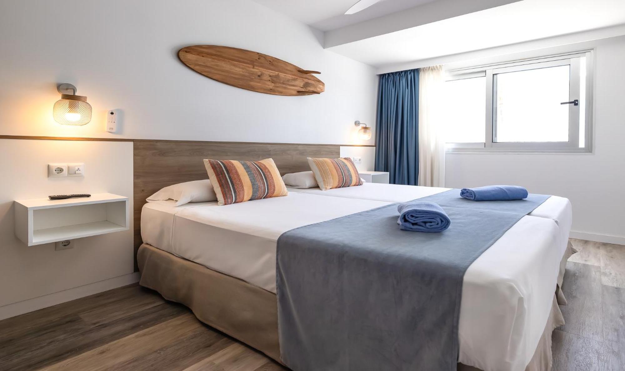One-Bedroom Apartment without Cleaning Service