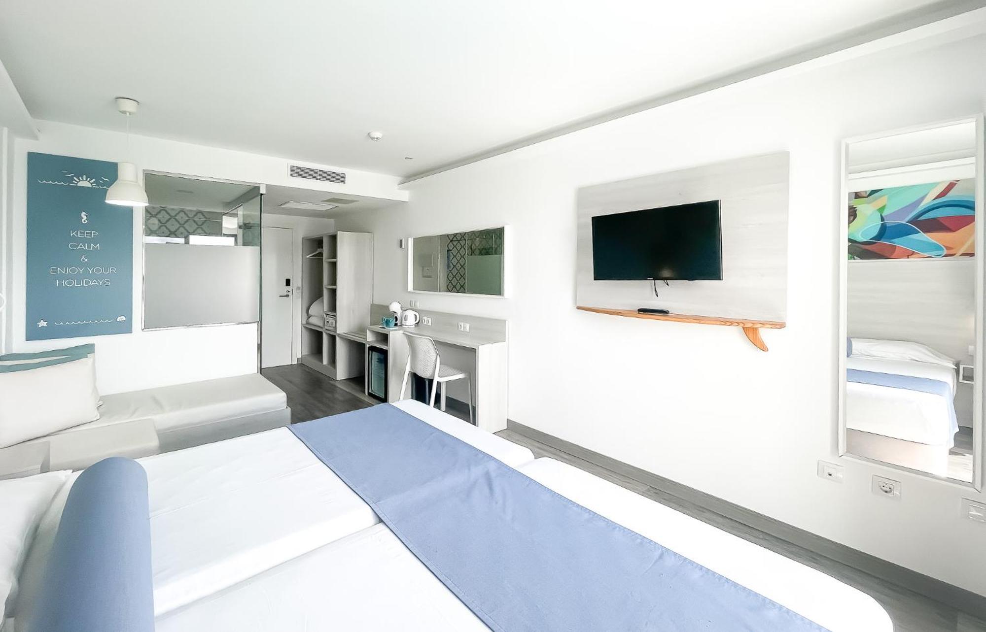 Double Room Pool View