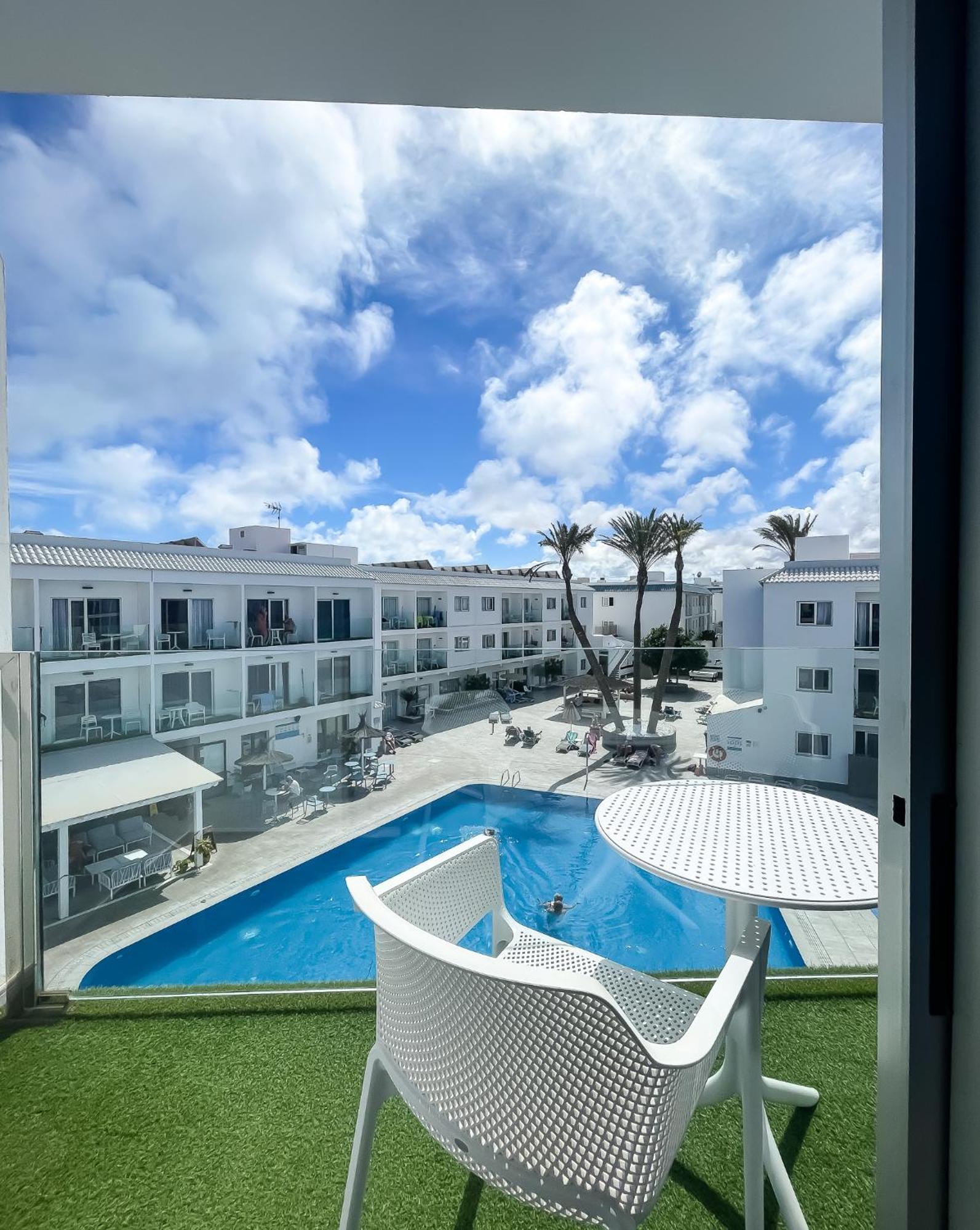 Double Room Pool View