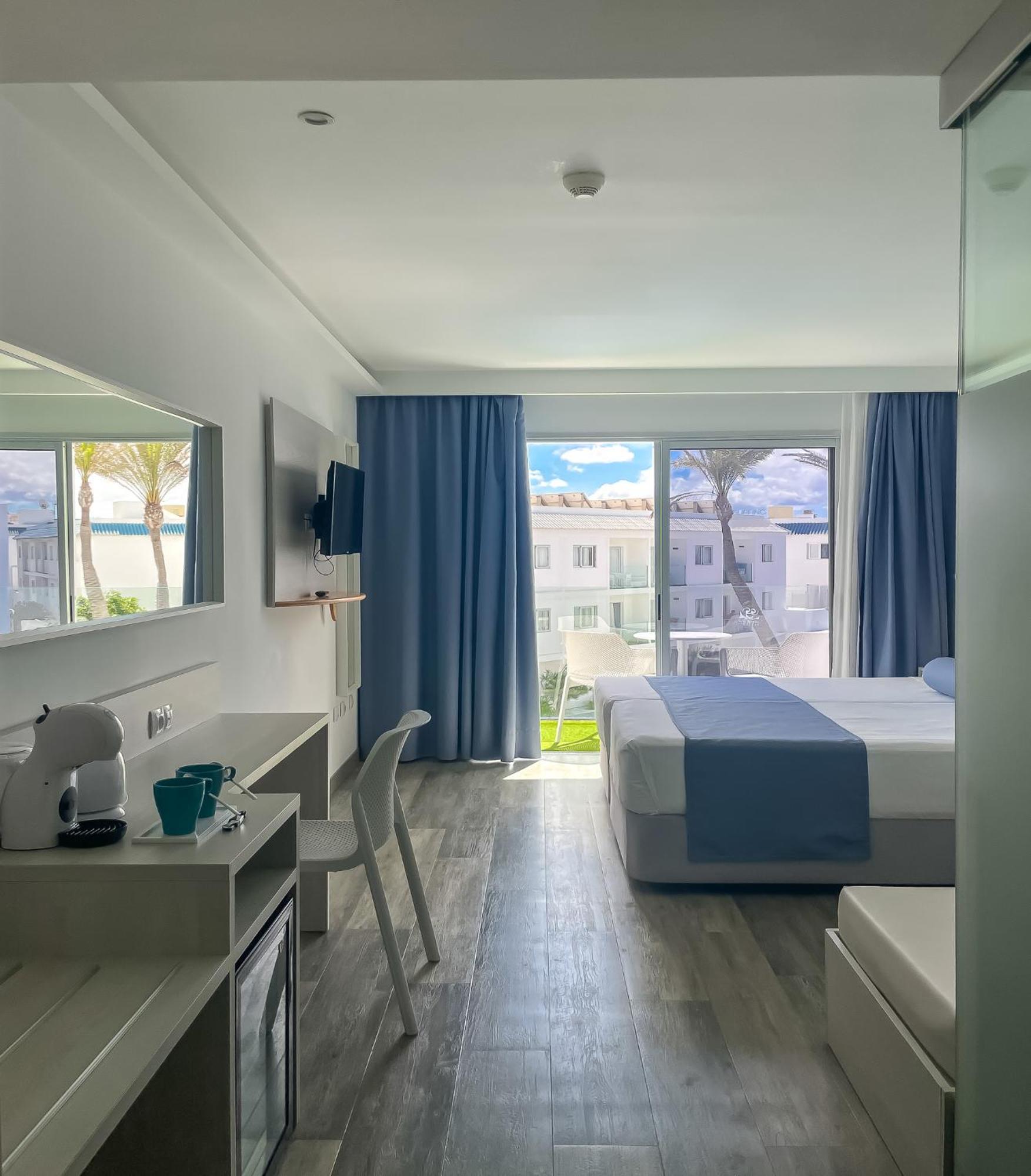 Double Room Pool View