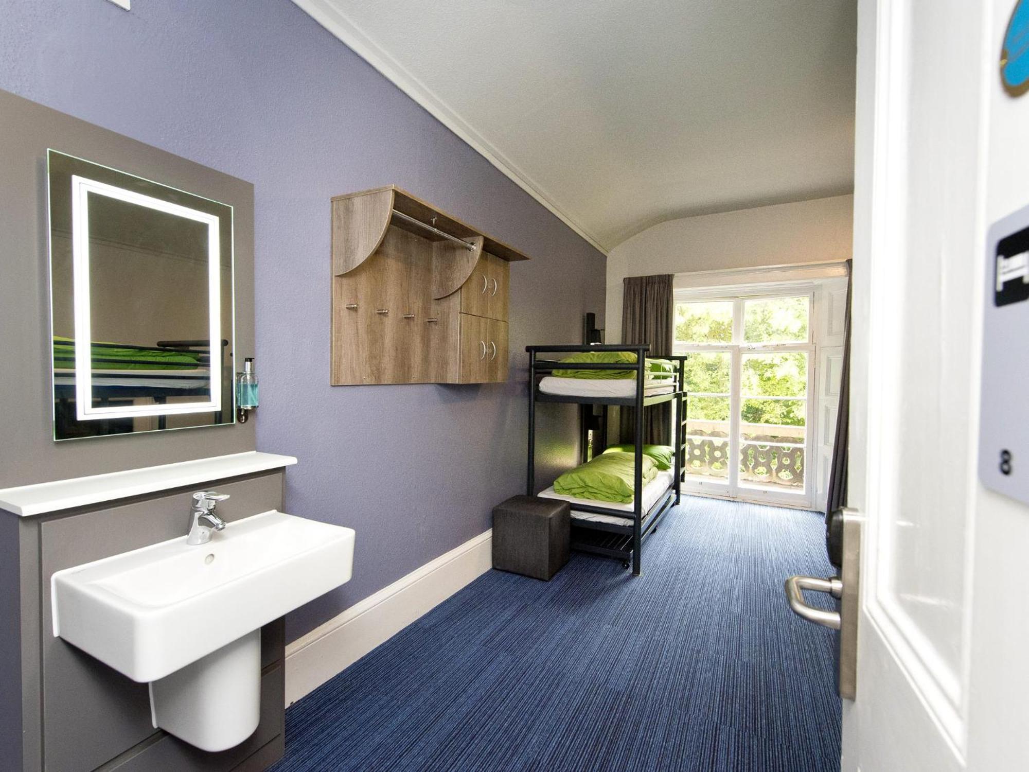 Bunk Bed in Male Dormitory Room with Shared Bathroom,1619764796:JPEG