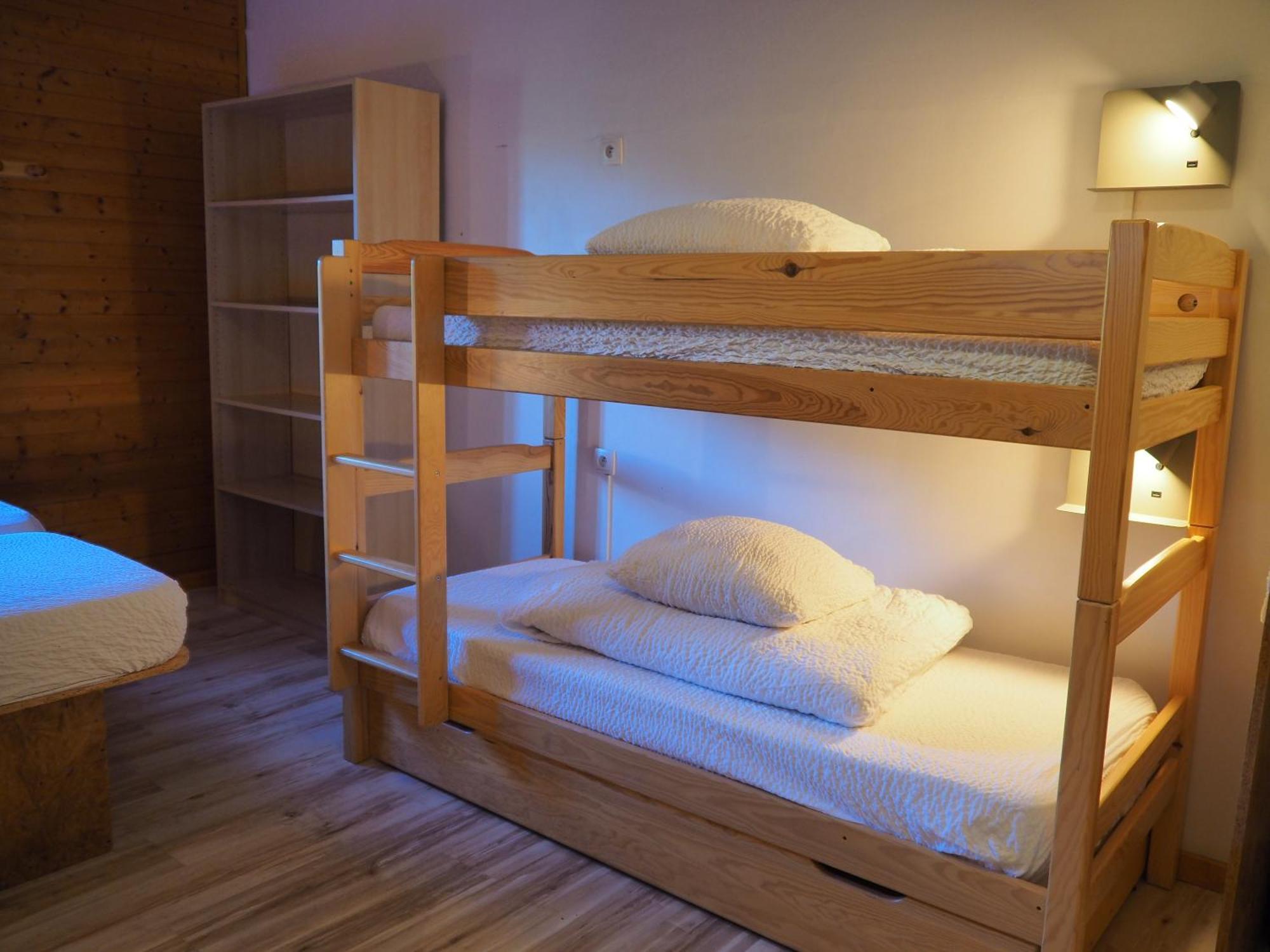 Chambre Quadruple avec Douche