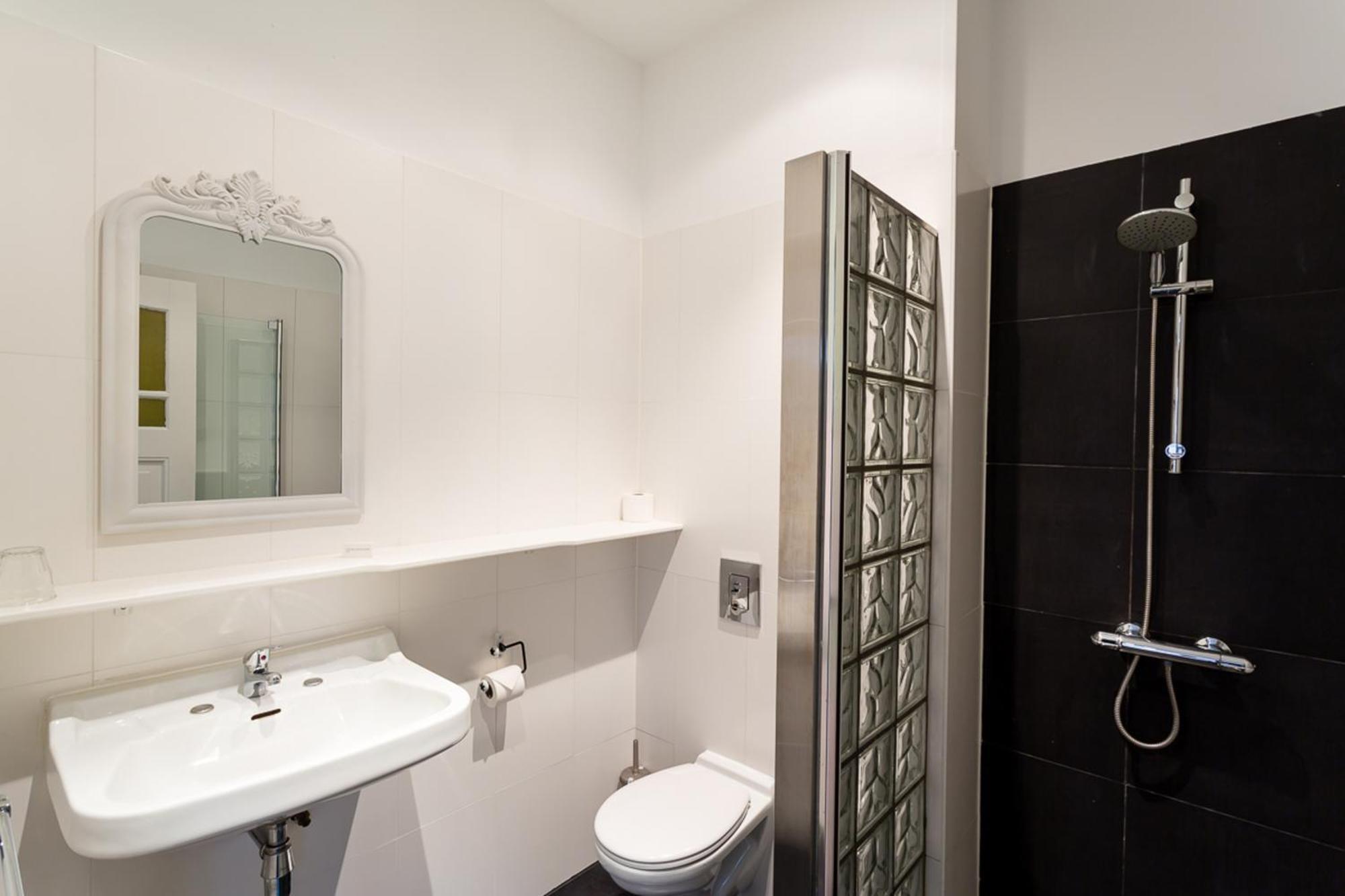 Family Room,1622744493:JPEG