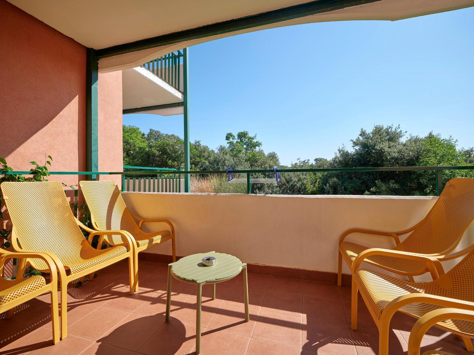 Standard Two-Bedroom Apartment,1624313757:JPEG