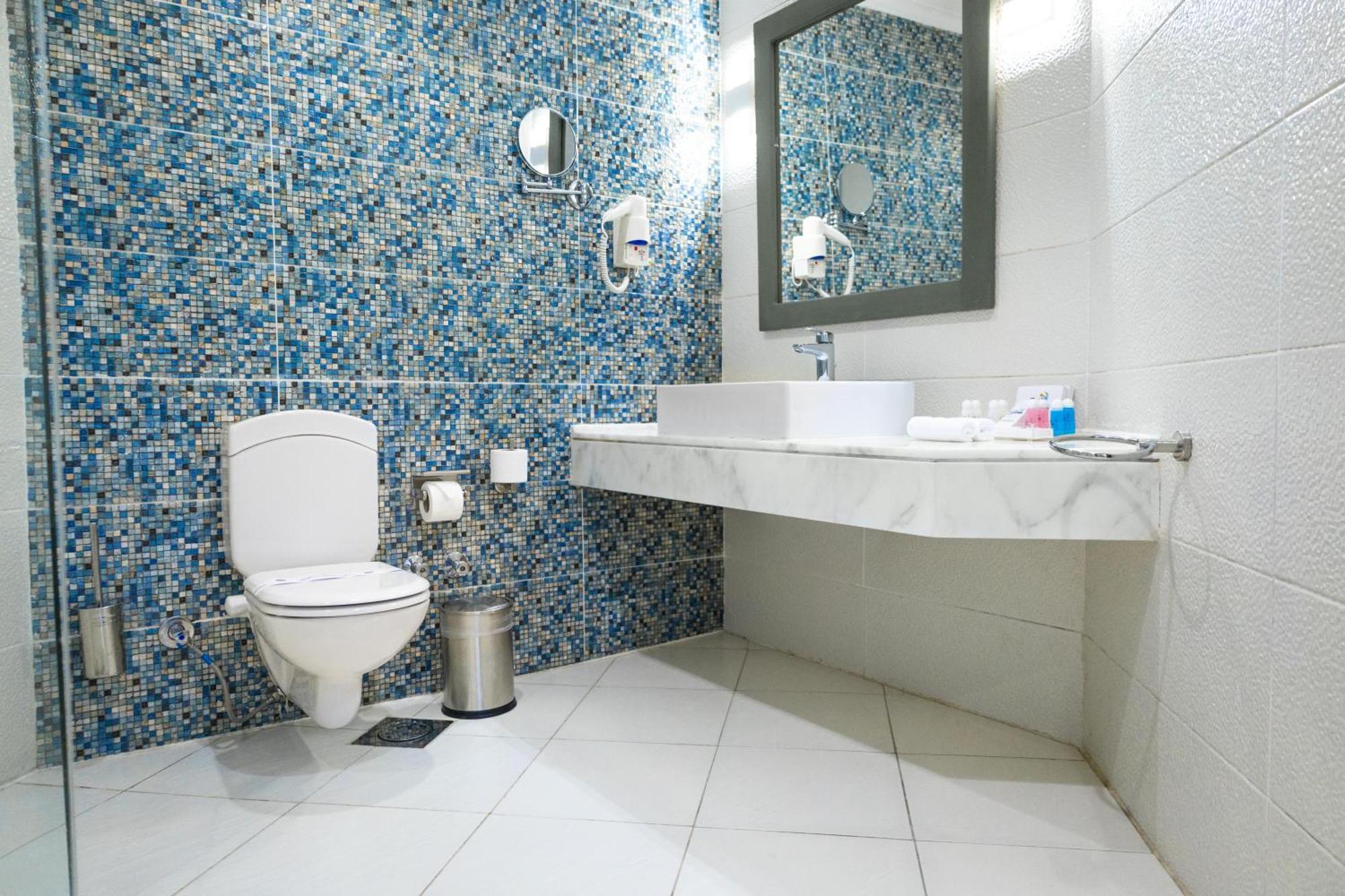 Signature Suite mit Whirlpool und Meerblick