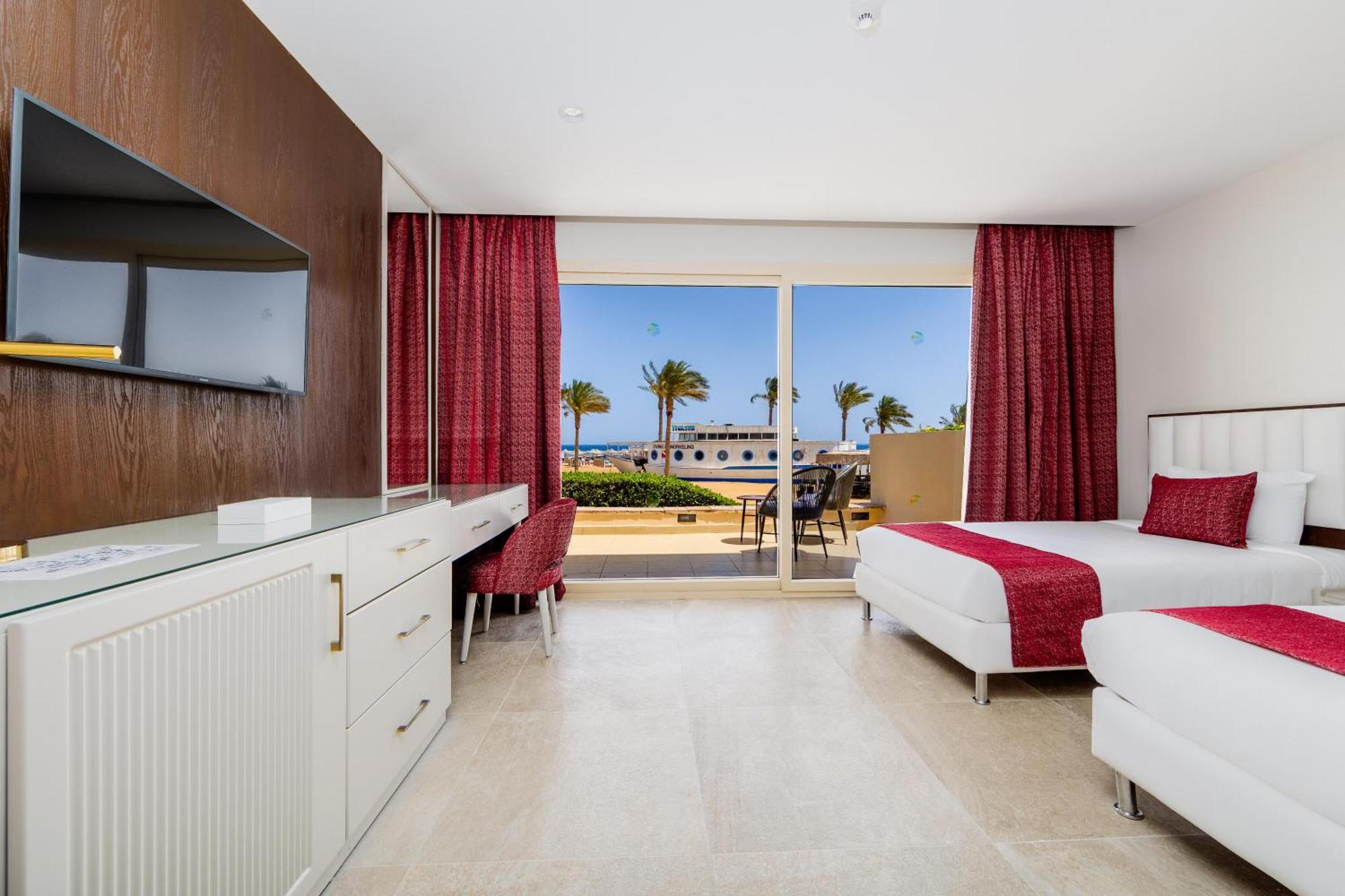Sataya Suite mit Pool