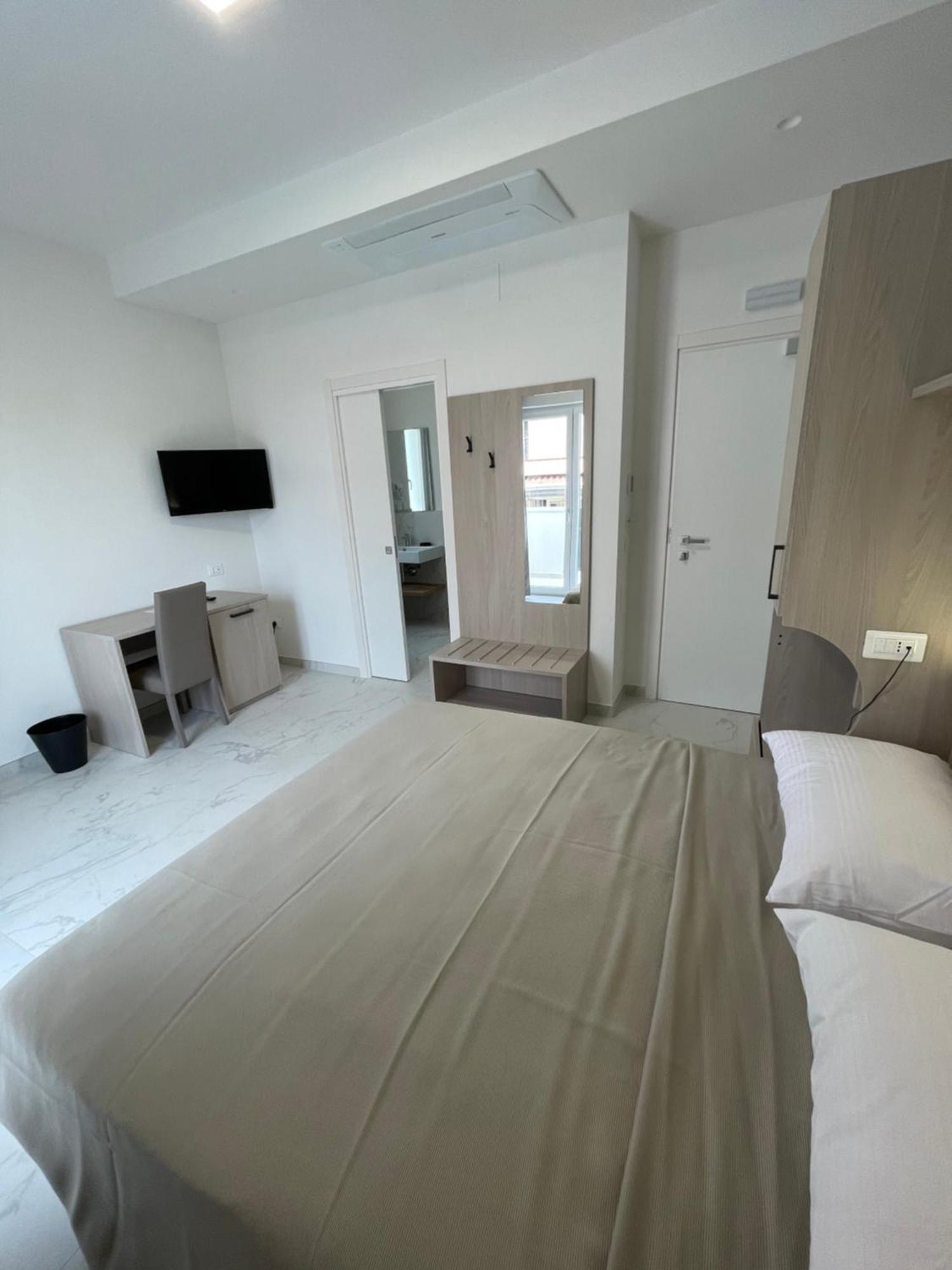 Standard Triple Room with Sea View,1628628473:JPEG