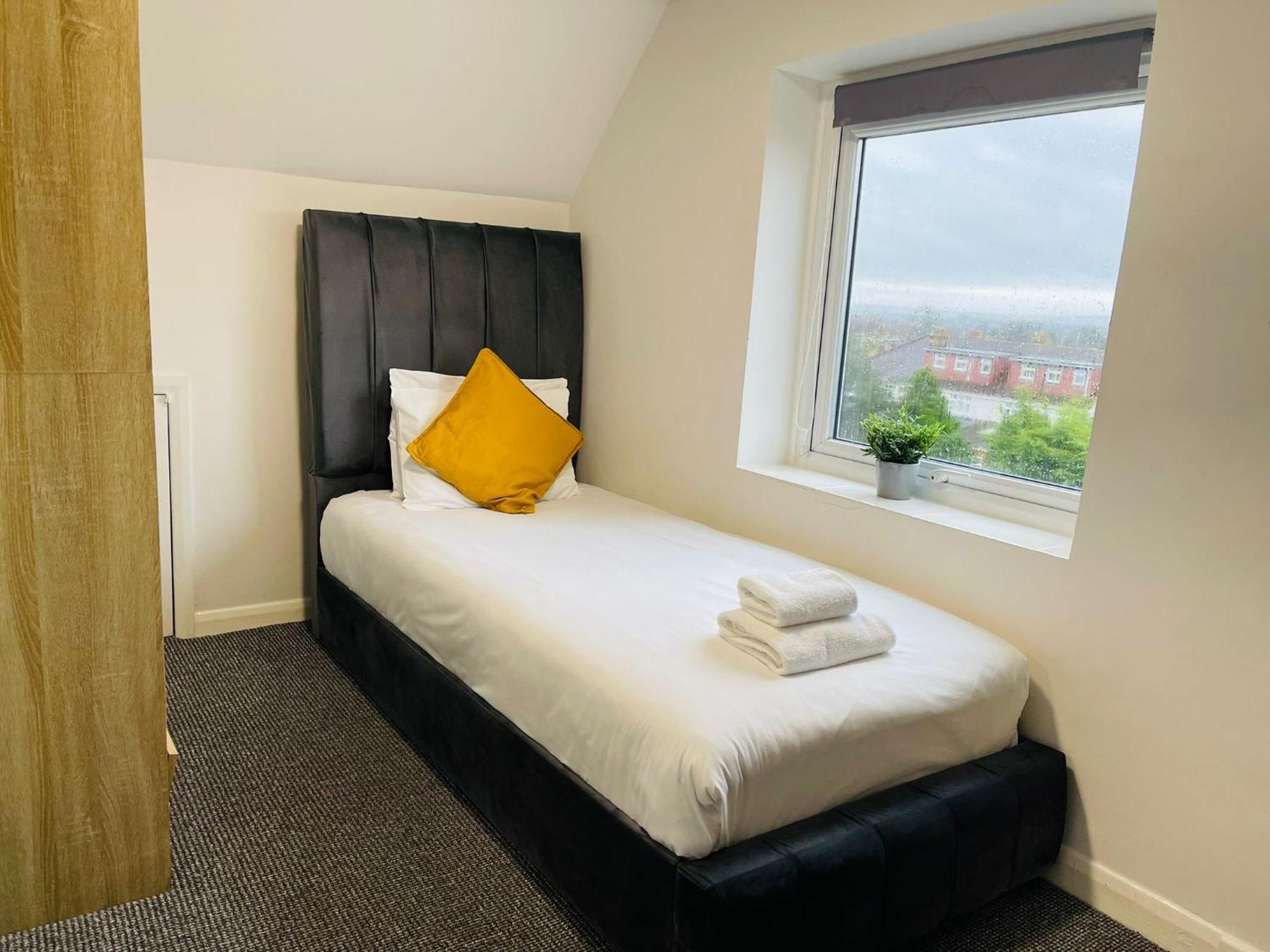 Standard Single Room