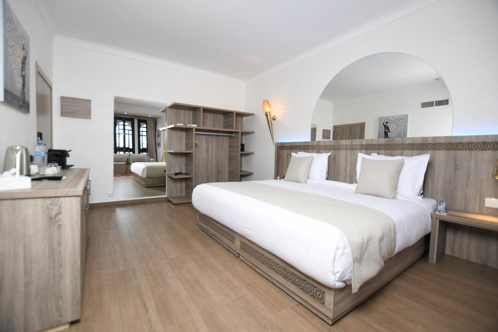 Superior Queen Room