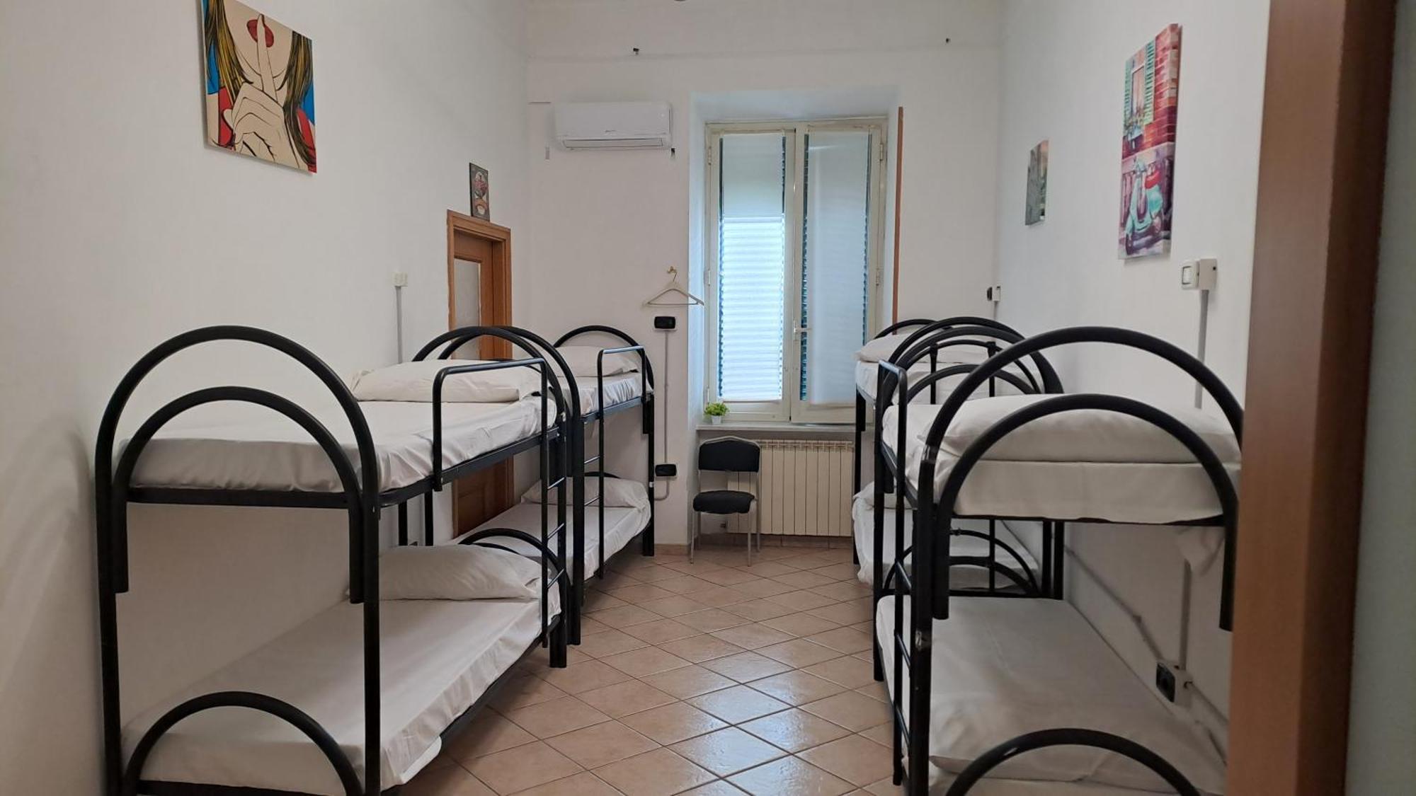 Posto Letto a Castello in Dormitorio Maschile