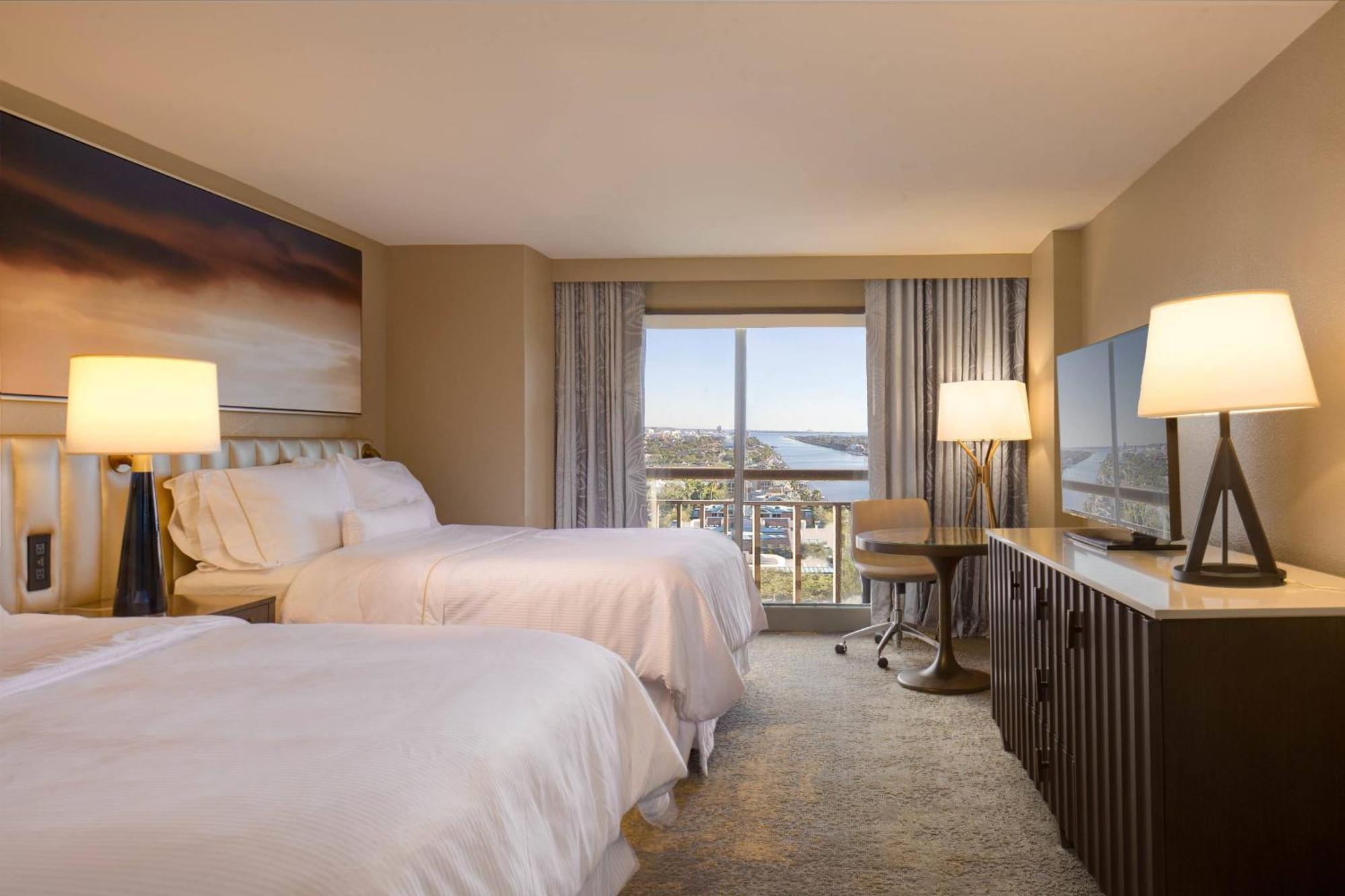 Harbour View, Guest Room, 2 Queen, High Floor,1634417402:JPEG