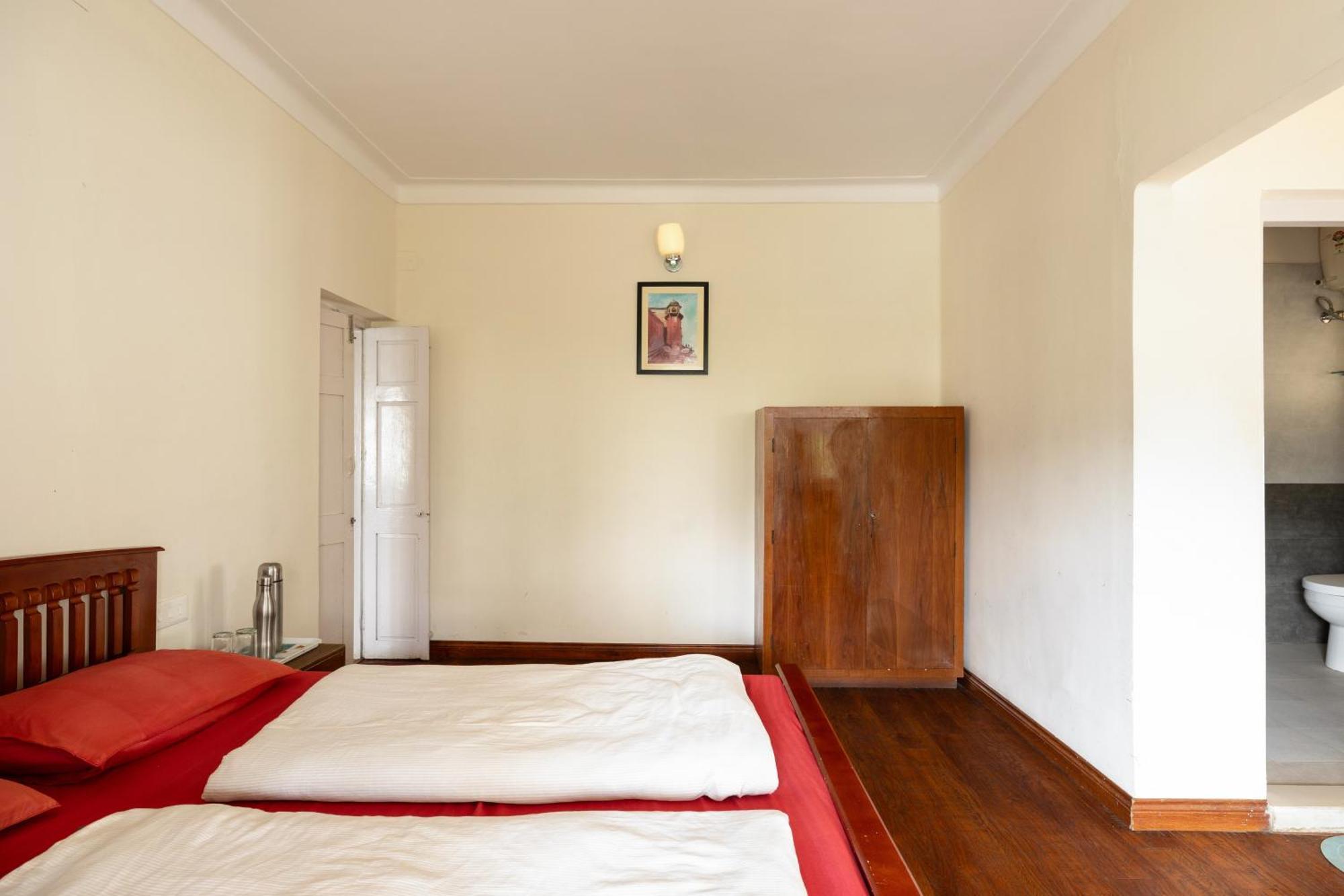 Deluxe Double Room with Balcony,1640394409:JPEG