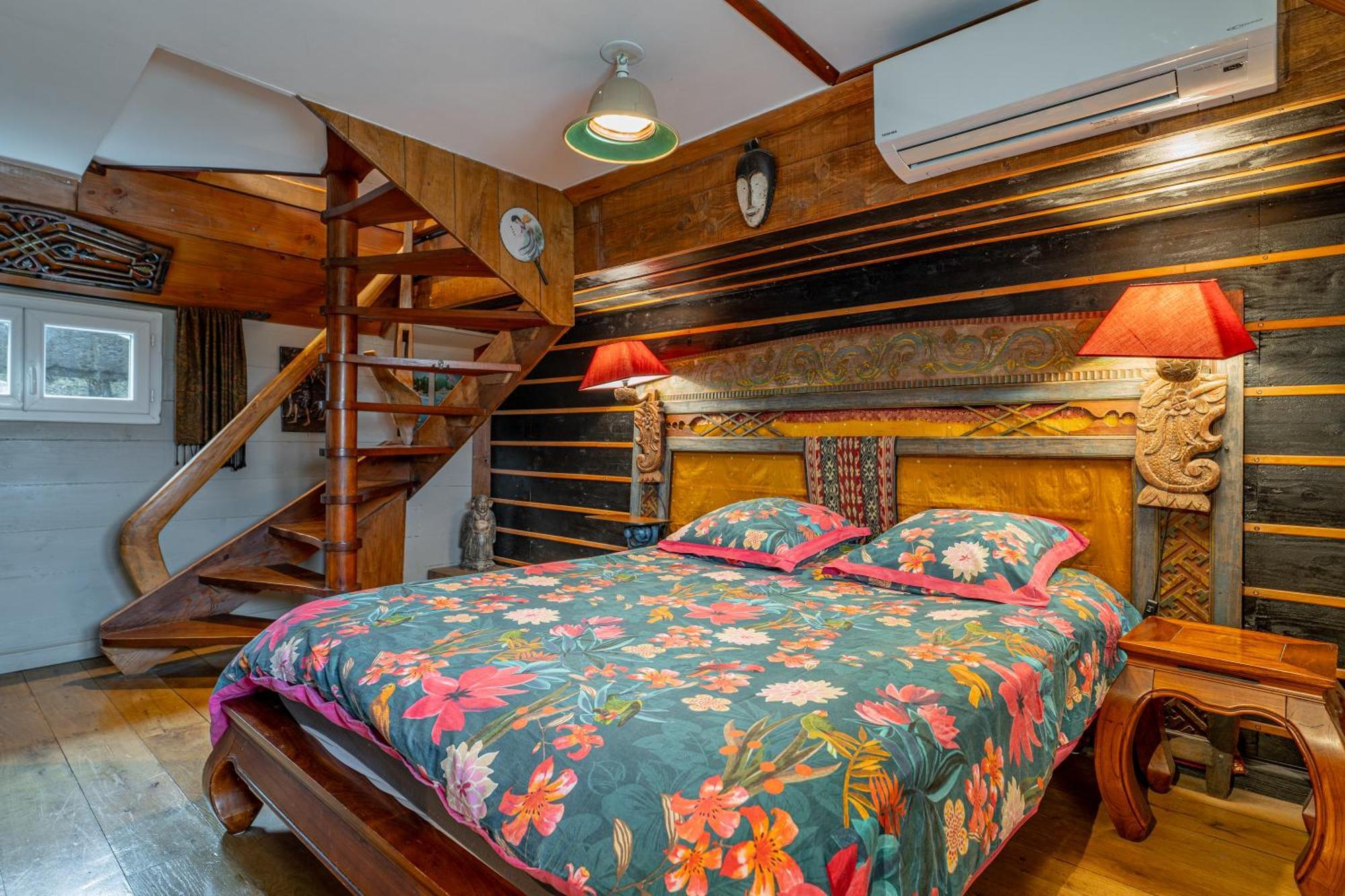 Apartment with Balcony,1643215620:JPEG