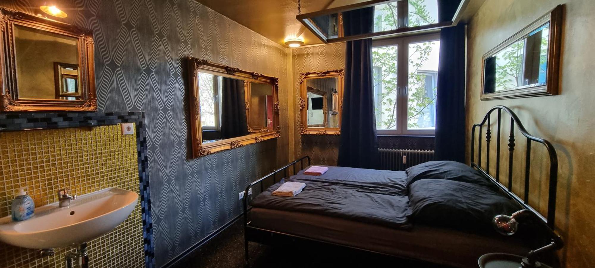 Double Room Shower