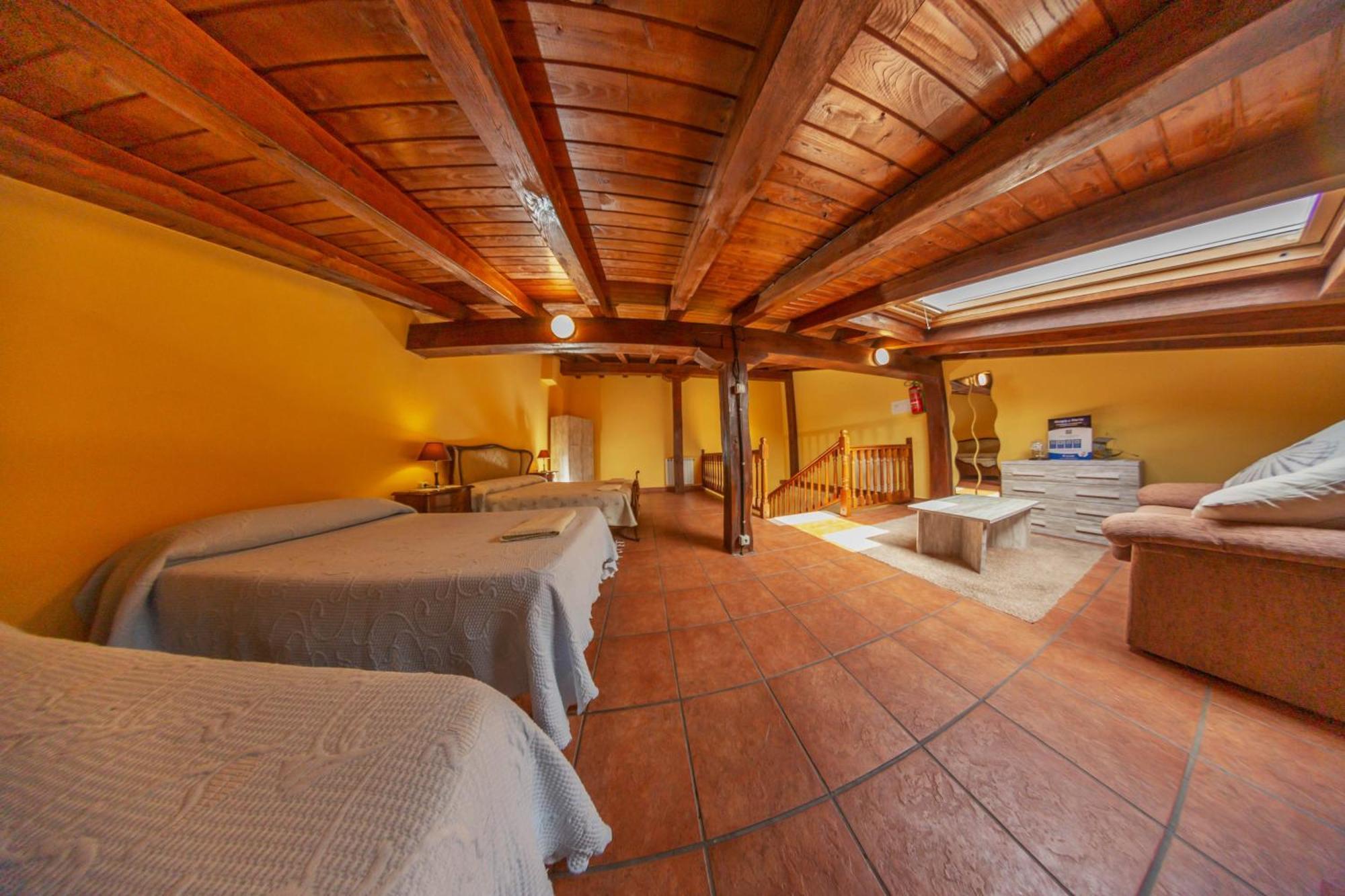 Three-Bedroom Townhouse,1650025638:JPEG