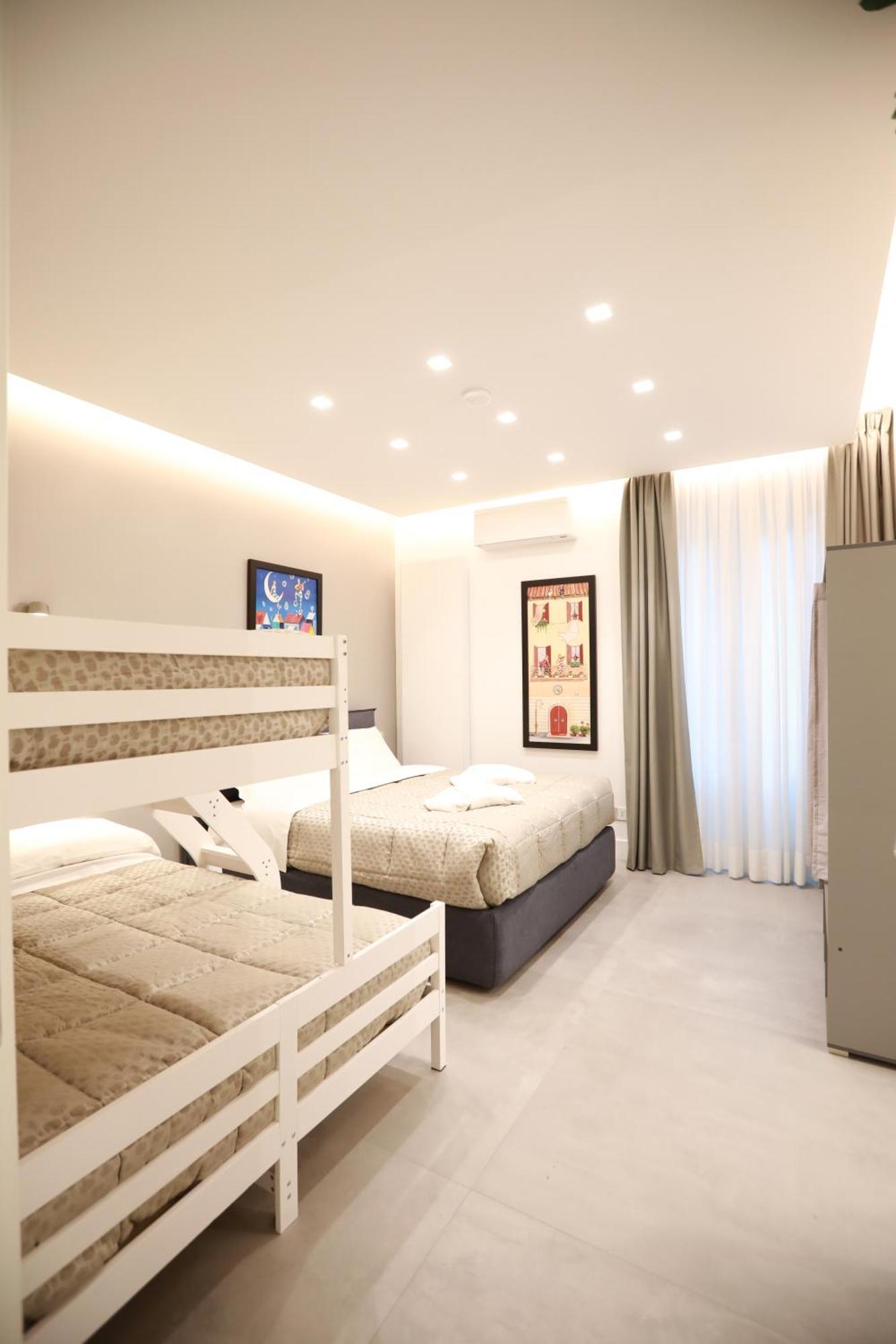 Deluxe Family Suite,1650118050:JPEG