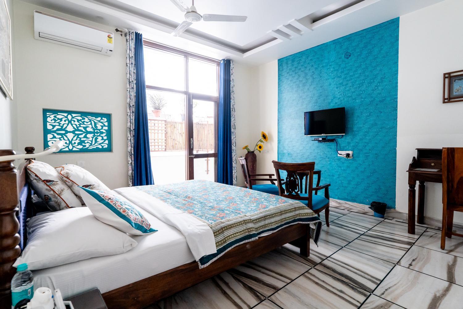 Super Deluxe Double Room