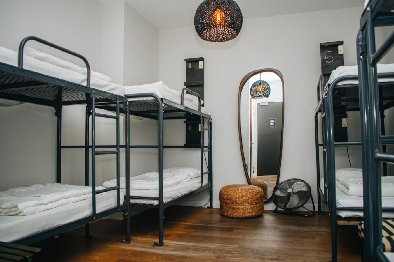 Bed in 8-Bed Mixed Dormitory Room,1658091909:JPEG